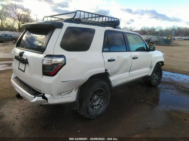 Photo 3 VIN: JTEBU5JRXL5833010 - TOYOTA 4RUNNER 