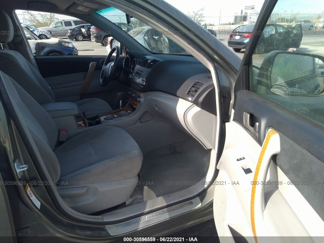 Photo 4 VIN: JTEBW3EH5A2044441 - TOYOTA HIGHLANDER HYBRID 