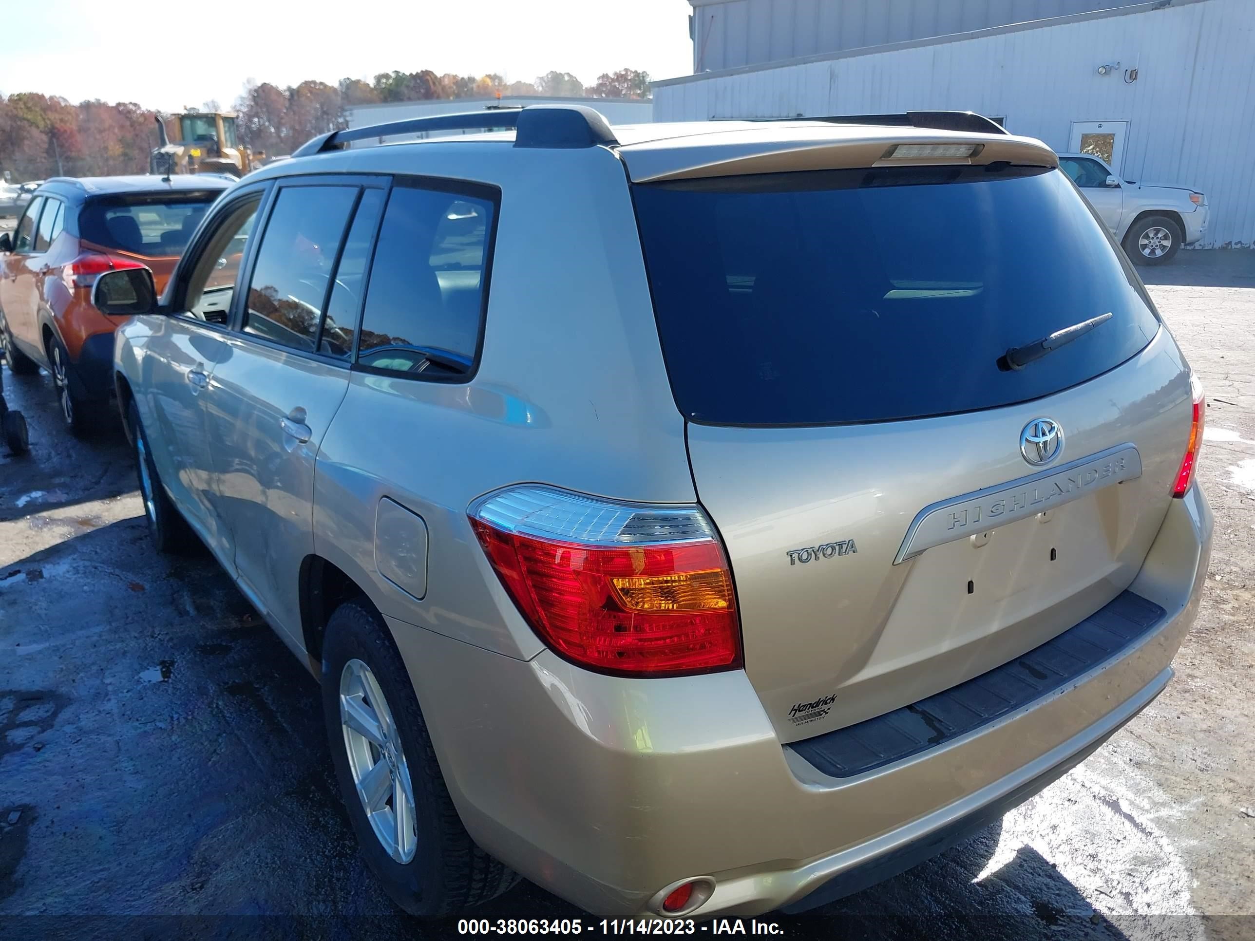 Photo 2 VIN: JTEDA41A792000619 - TOYOTA HIGHLANDER 