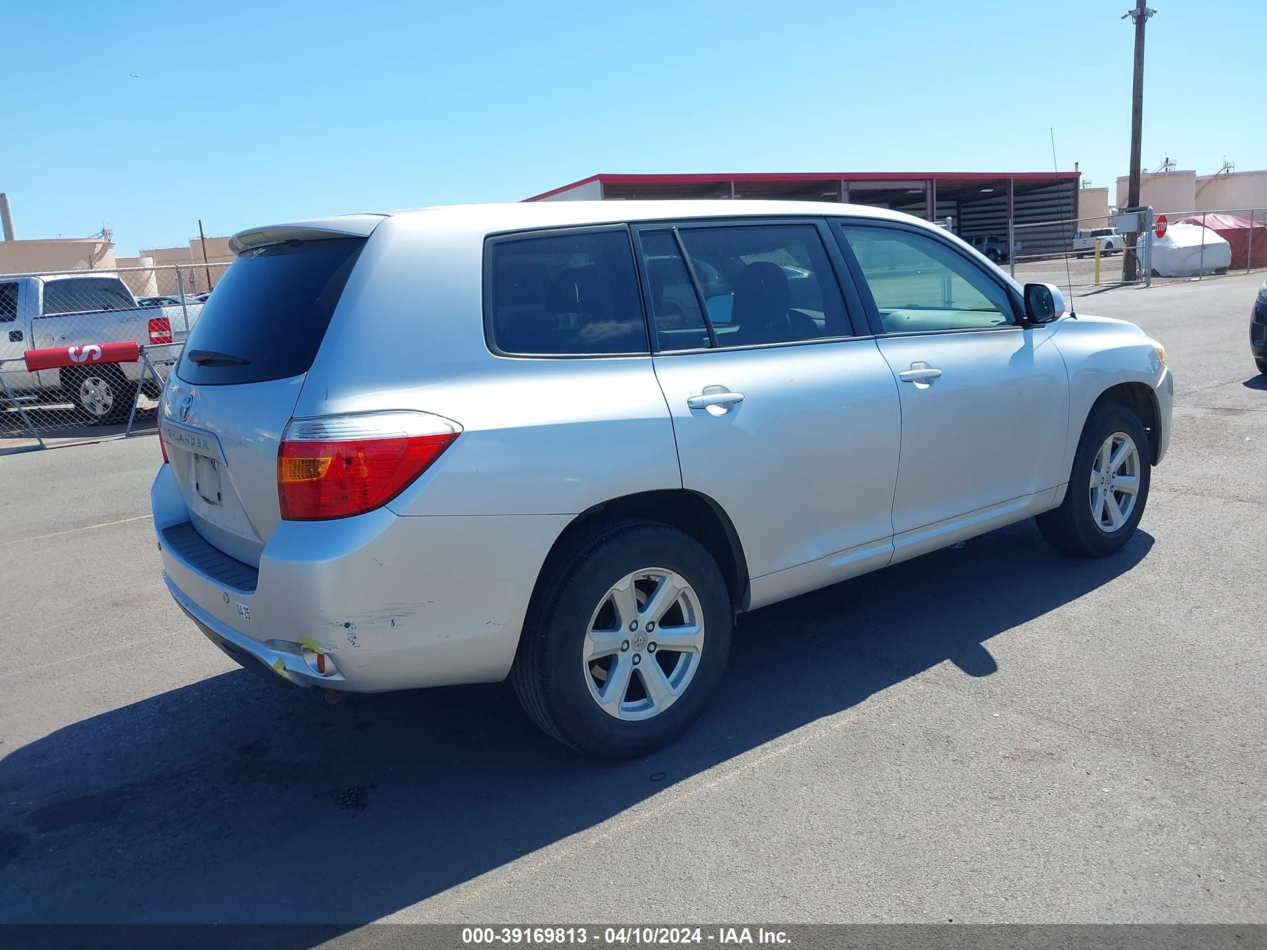 Photo 3 VIN: JTEDA41A792007845 - TOYOTA HIGHLANDER 