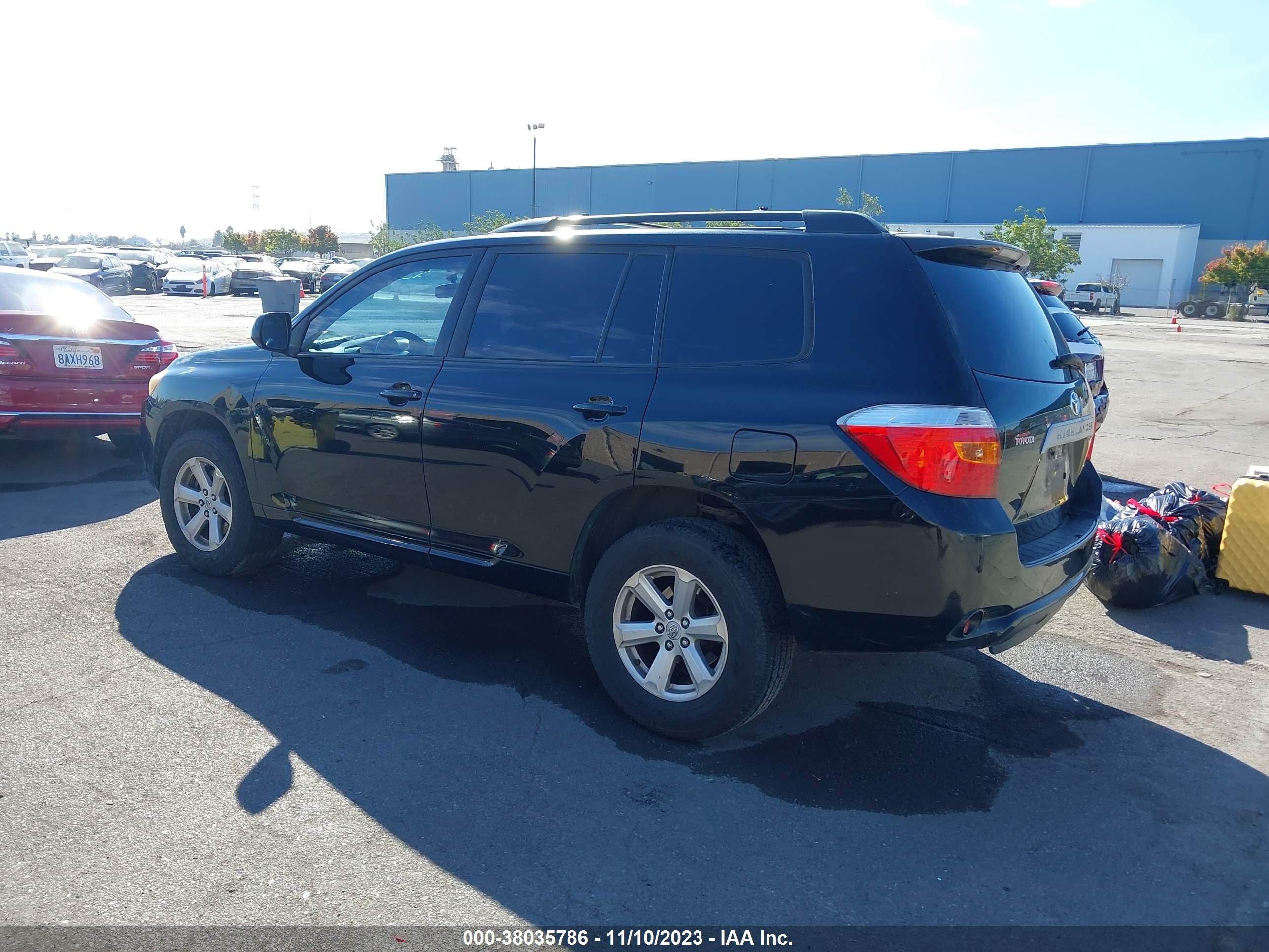 Photo 2 VIN: JTEDA41AX92005992 - TOYOTA HIGHLANDER 