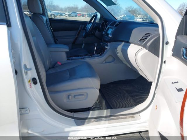 Photo 4 VIN: JTEDC3EH2B2003168 - TOYOTA HIGHLANDER HYBRID 