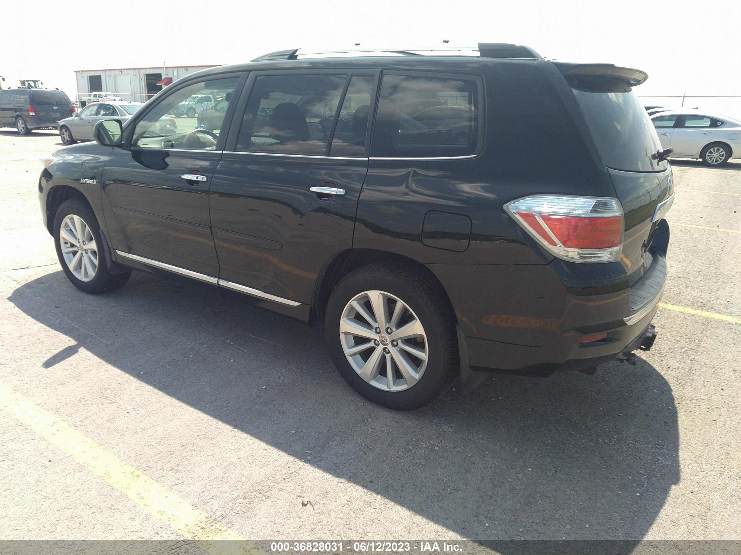 Photo 2 VIN: JTEDC3EHXD2016530 - TOYOTA HIGHLANDER 