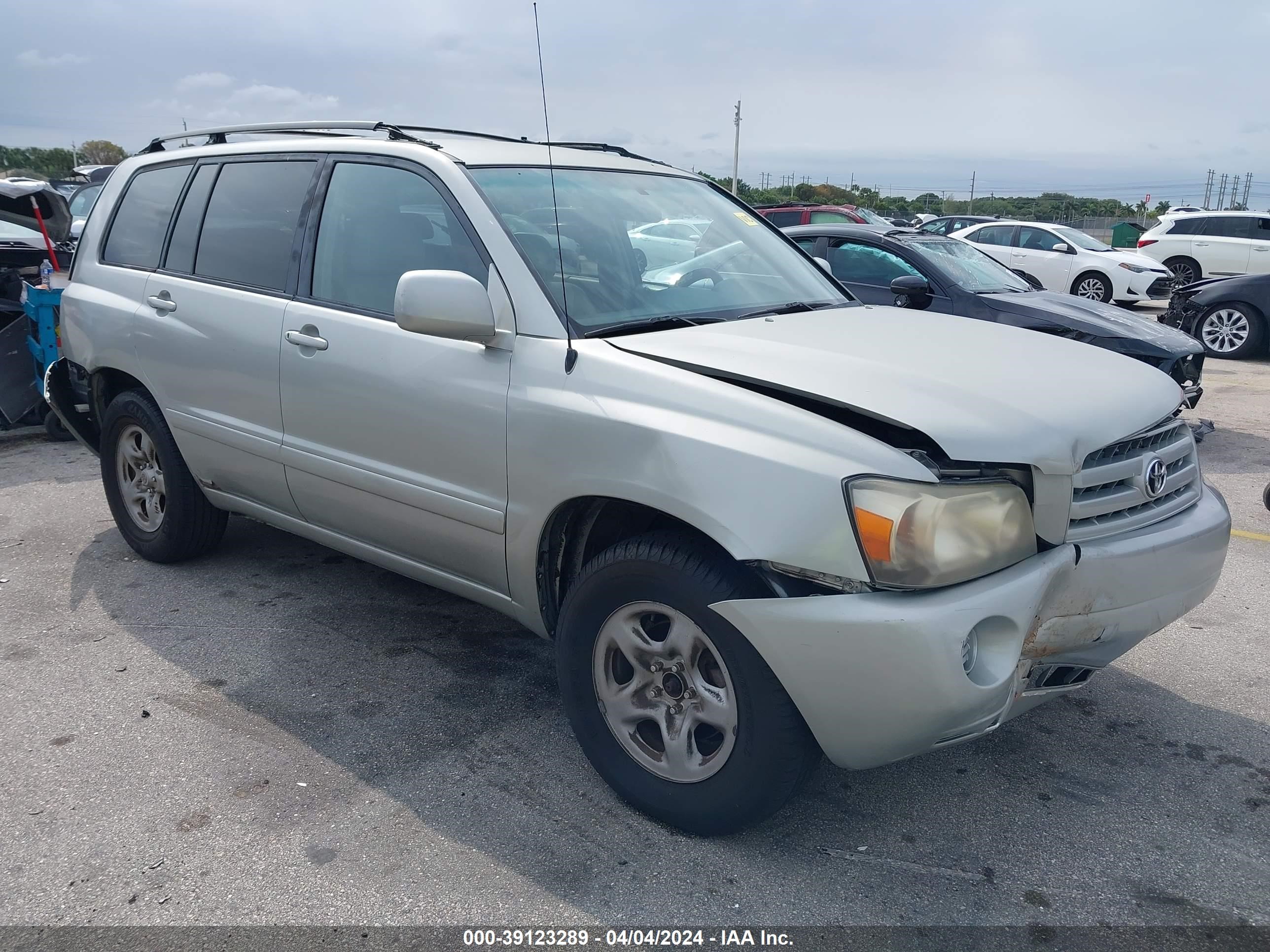 Photo 0 VIN: JTEDD21A960133885 - TOYOTA HIGHLANDER 