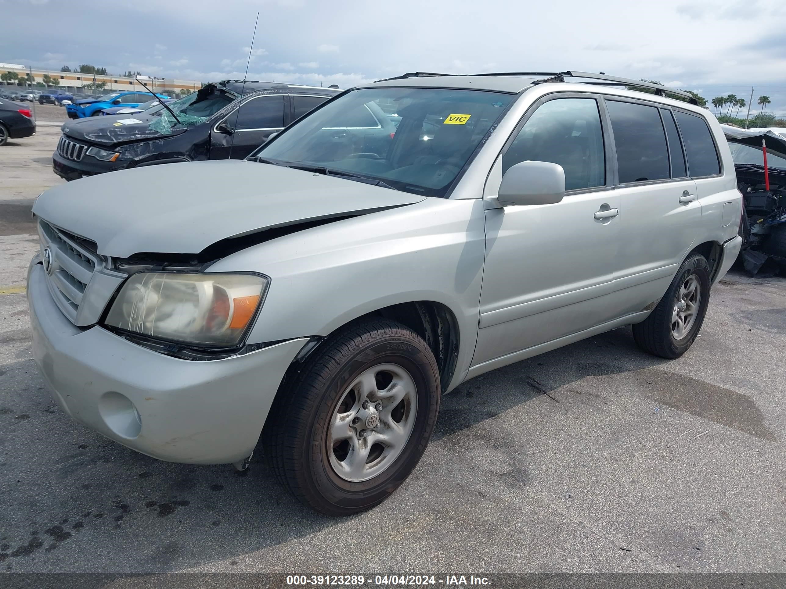 Photo 1 VIN: JTEDD21A960133885 - TOYOTA HIGHLANDER 