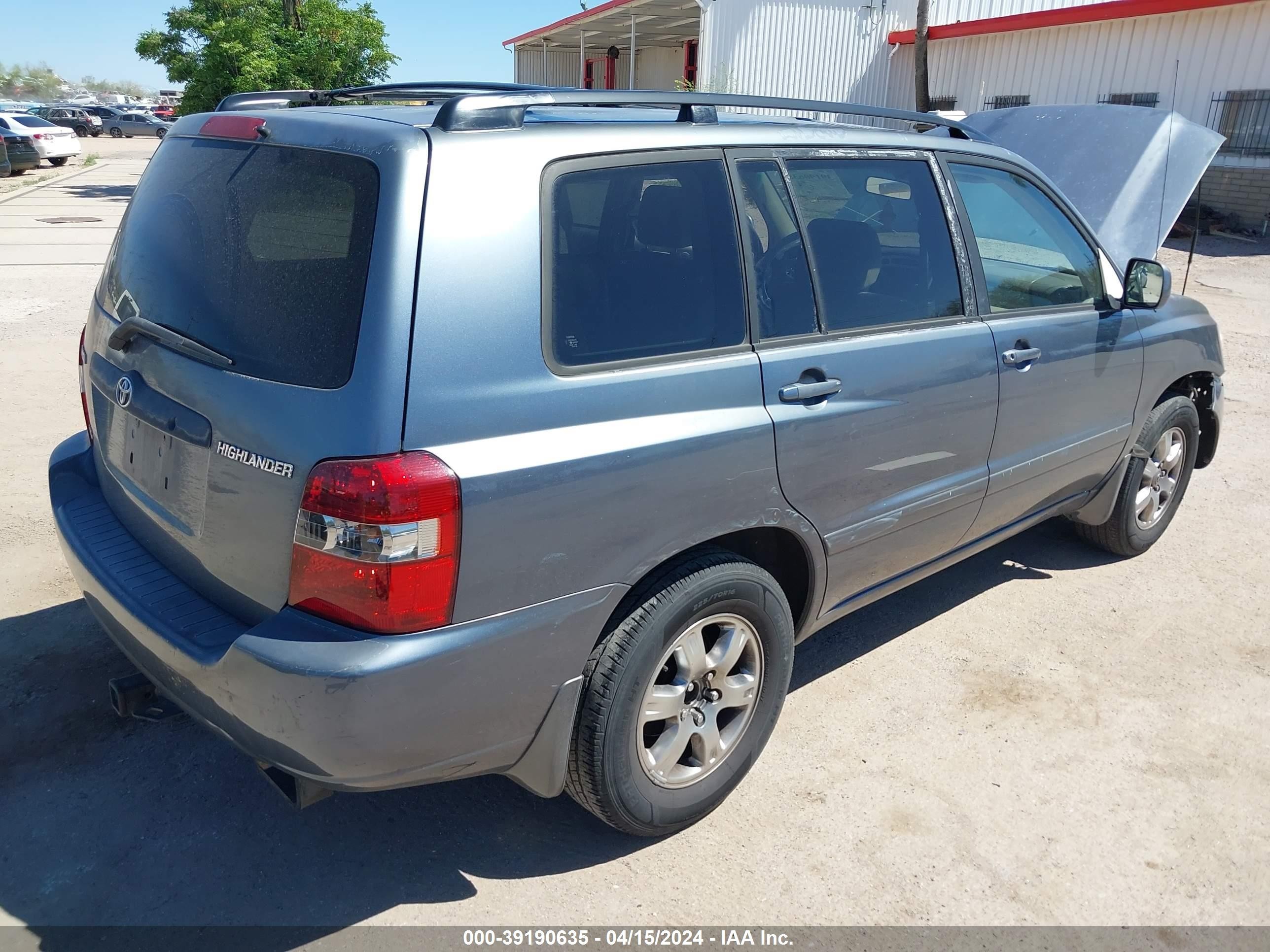 Photo 3 VIN: JTEDP21A250077651 - TOYOTA HIGHLANDER 