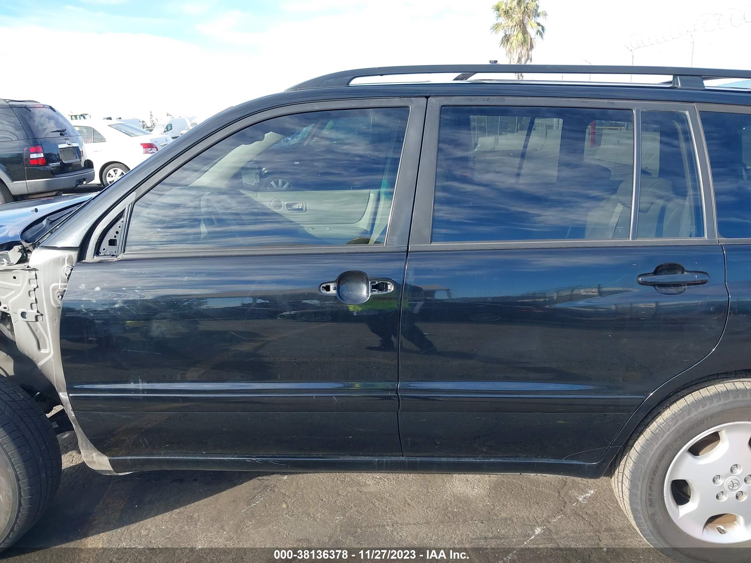 Photo 13 VIN: JTEDP21A440018616 - TOYOTA HIGHLANDER 