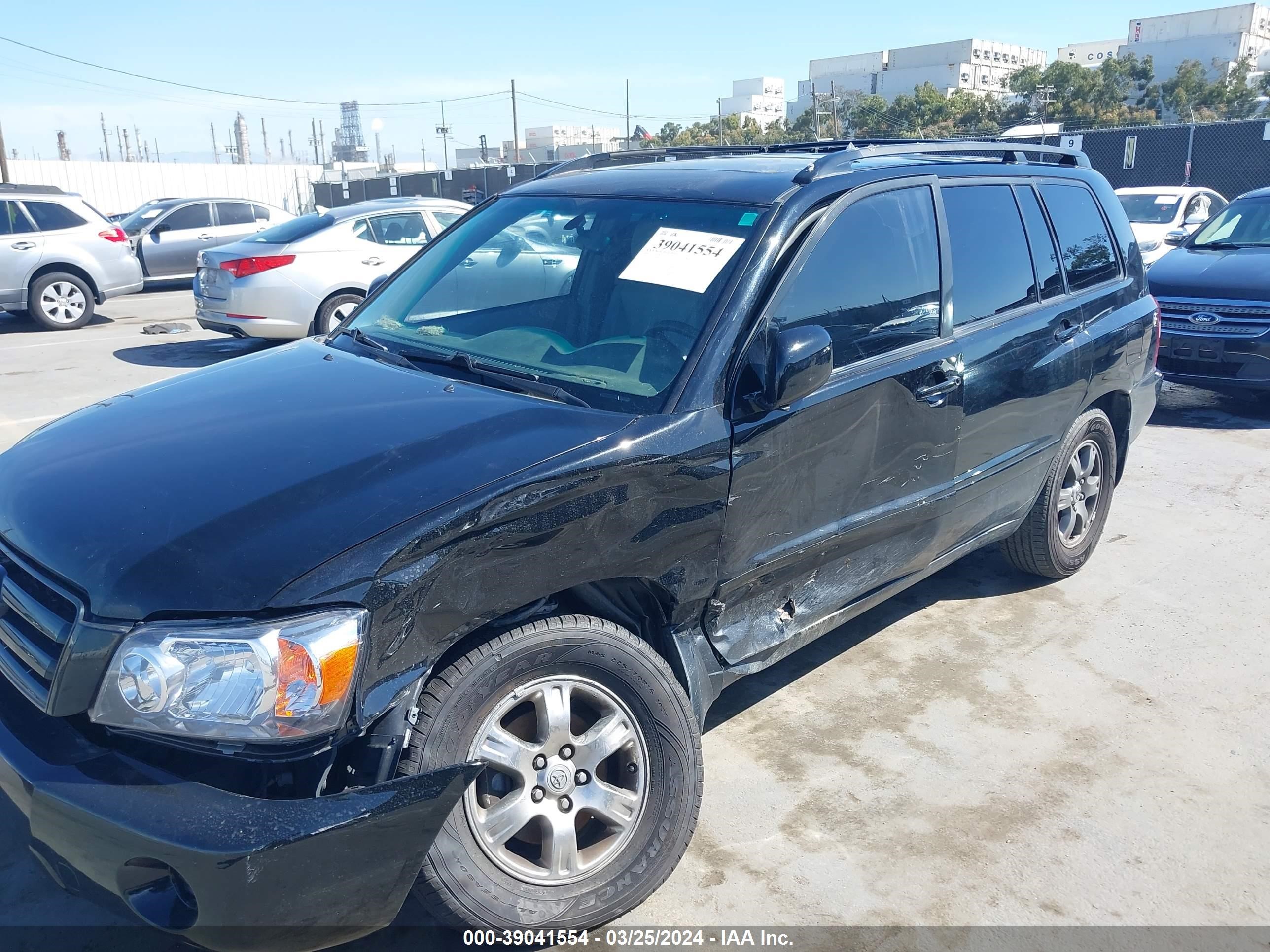 Photo 5 VIN: JTEDP21A440029101 - TOYOTA HIGHLANDER 