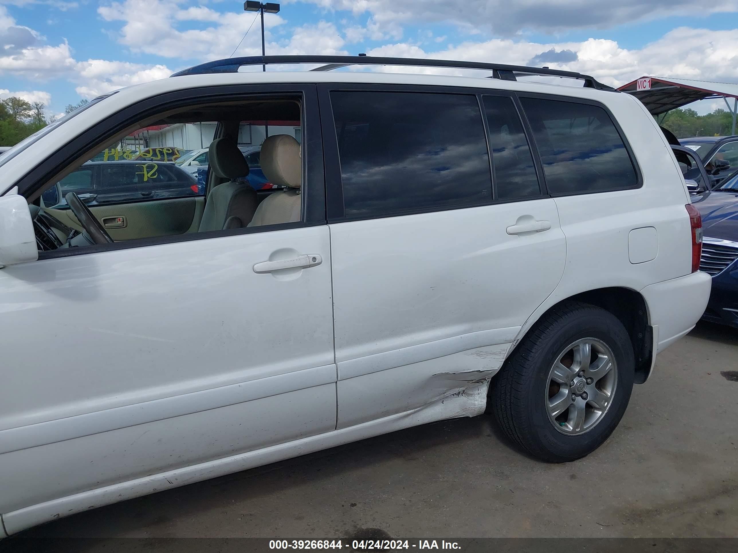 Photo 5 VIN: JTEDP21A940011953 - TOYOTA HIGHLANDER 