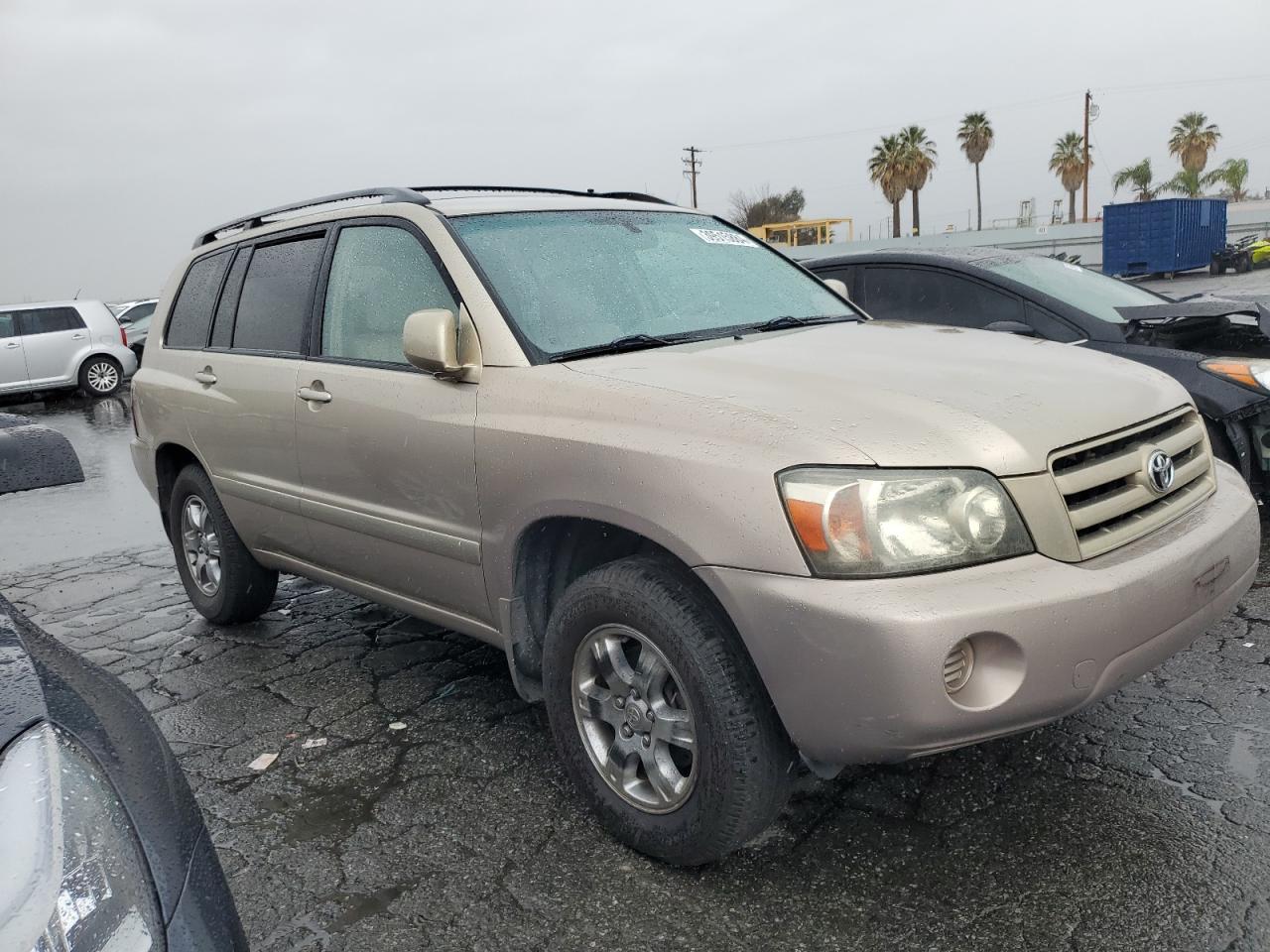 Photo 3 VIN: JTEDP21AX50044137 - TOYOTA HIGHLANDER 