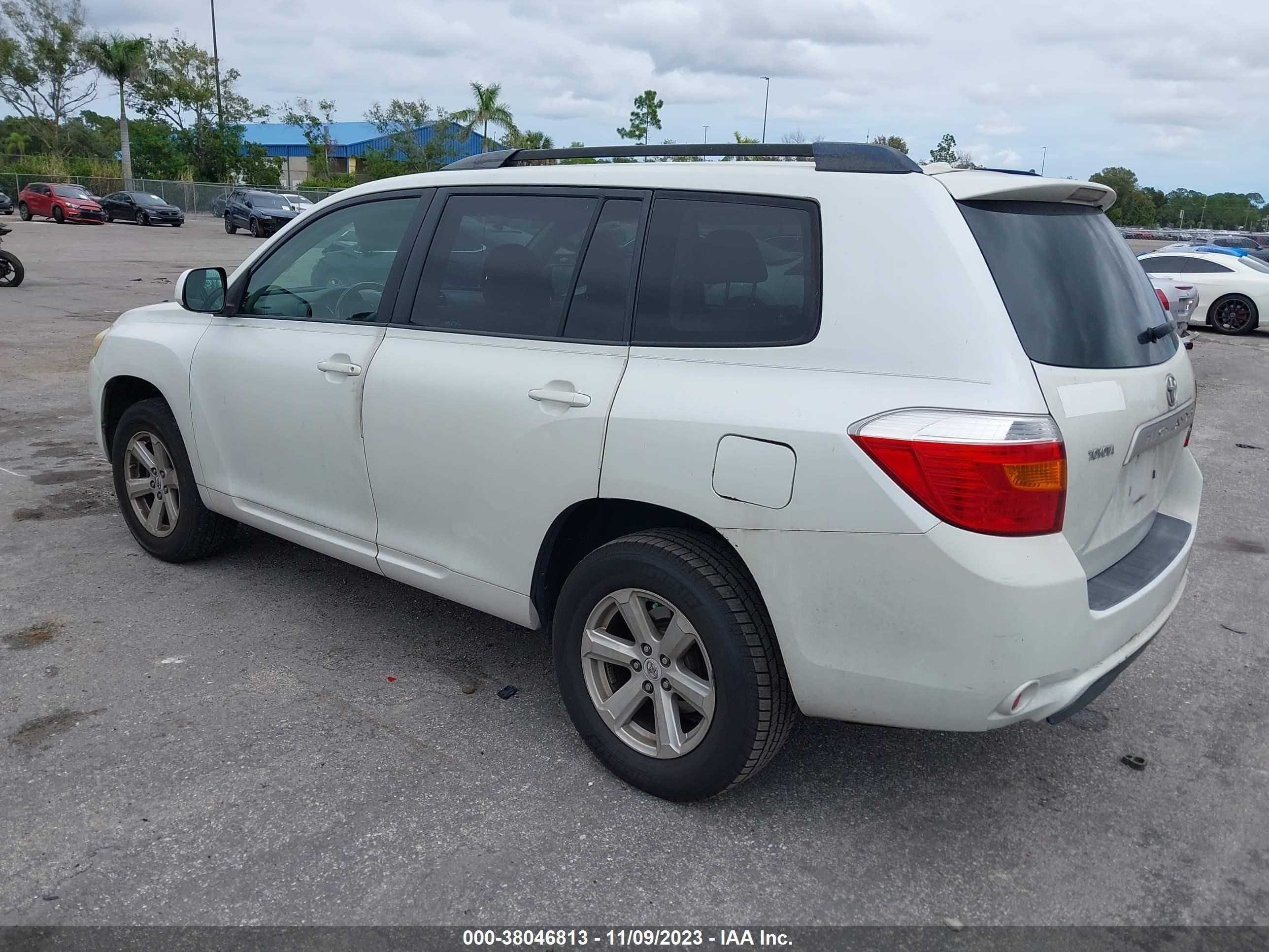 Photo 2 VIN: JTEDS41A792086835 - TOYOTA HIGHLANDER 