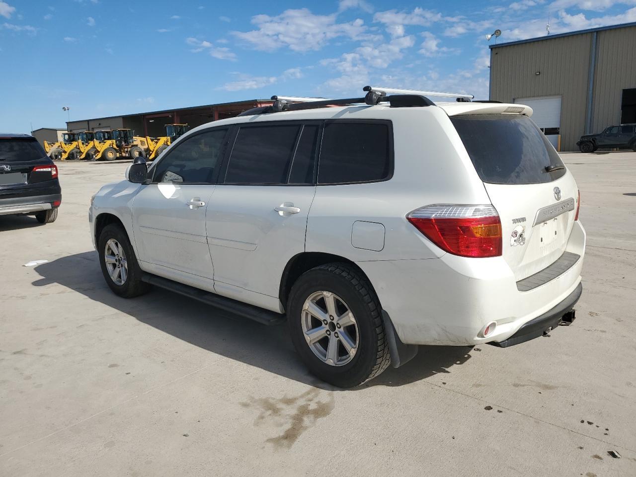 Photo 1 VIN: JTEDS41A882044723 - TOYOTA HIGHLANDER 