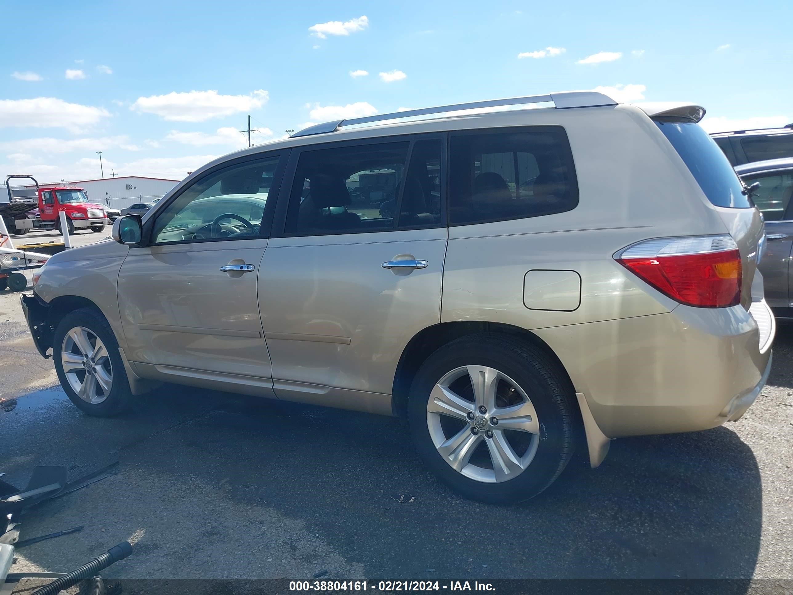 Photo 13 VIN: JTEDS42A182010122 - TOYOTA HIGHLANDER 