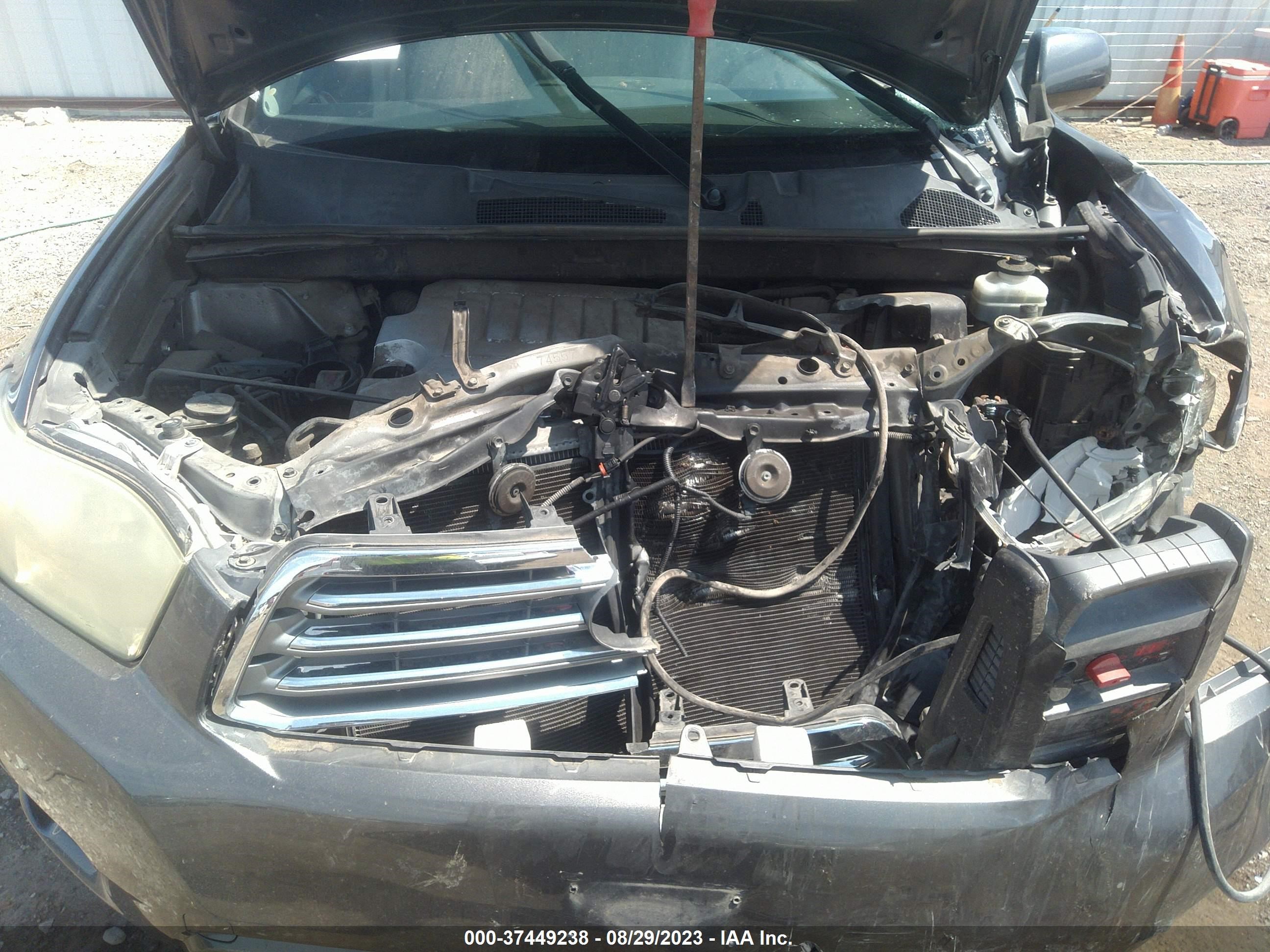 Photo 9 VIN: JTEDS42A492080506 - TOYOTA HIGHLANDER 