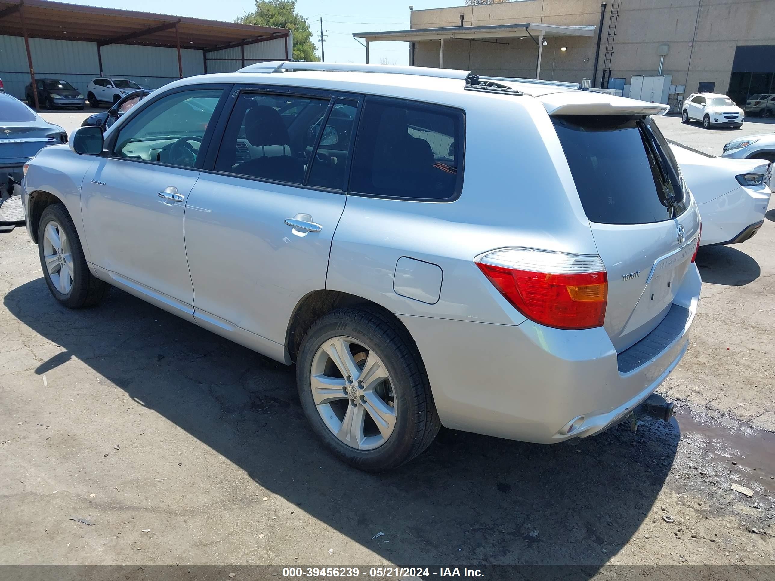 Photo 2 VIN: JTEDS42A582029563 - TOYOTA HIGHLANDER 