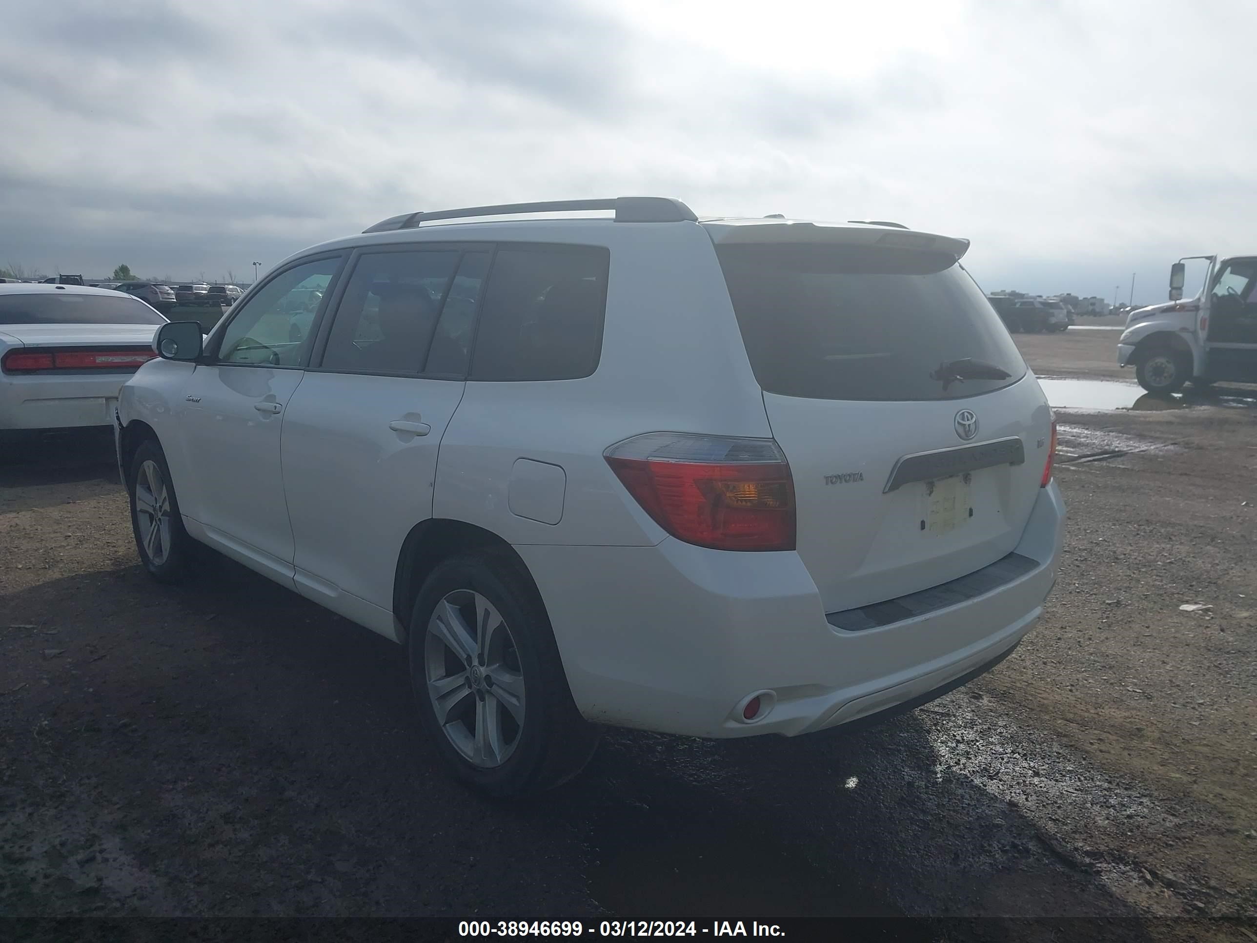 Photo 2 VIN: JTEDS43A692088847 - TOYOTA HIGHLANDER 