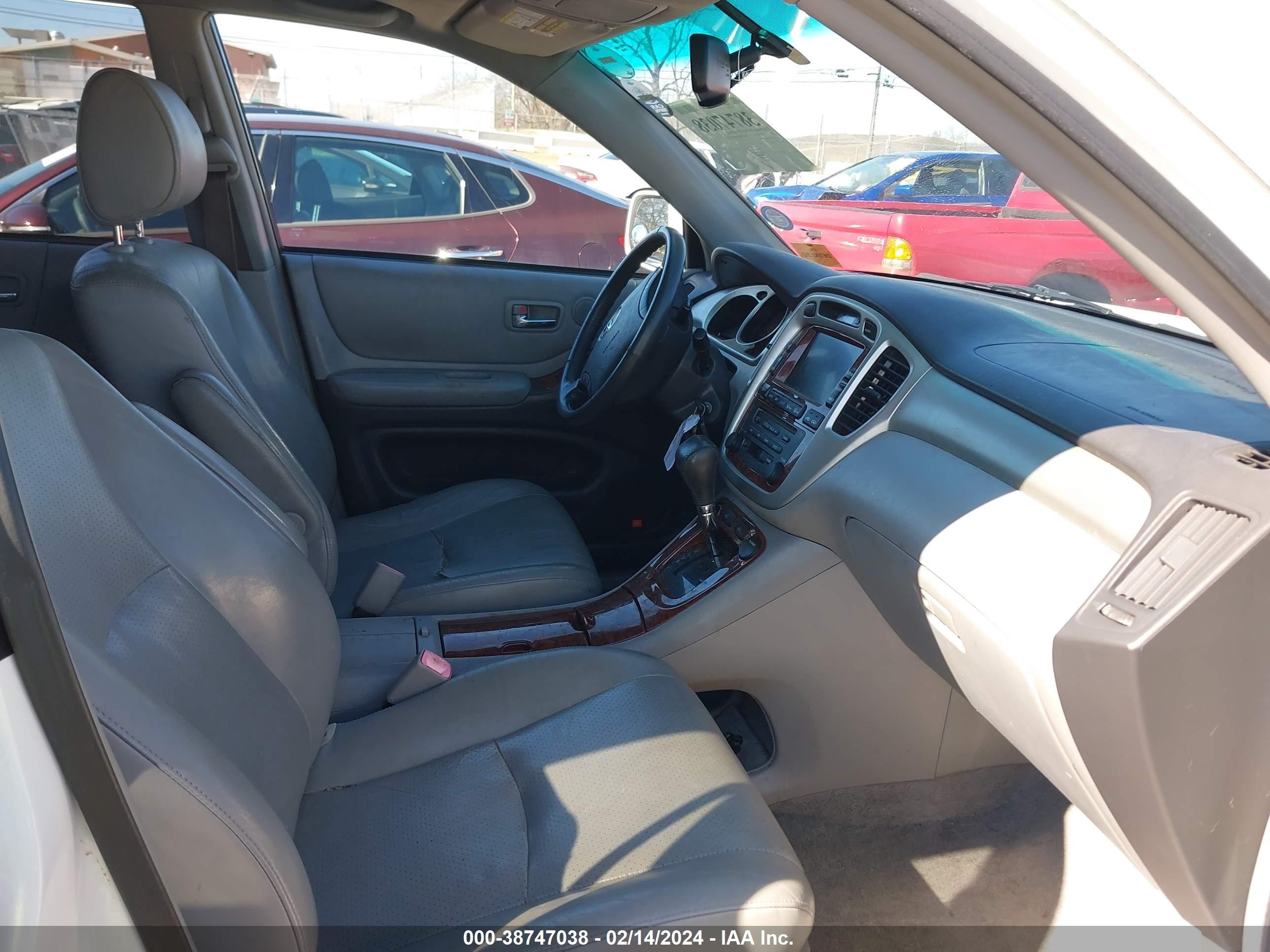 Photo 4 VIN: JTEDW21A470017179 - TOYOTA HIGHLANDER 