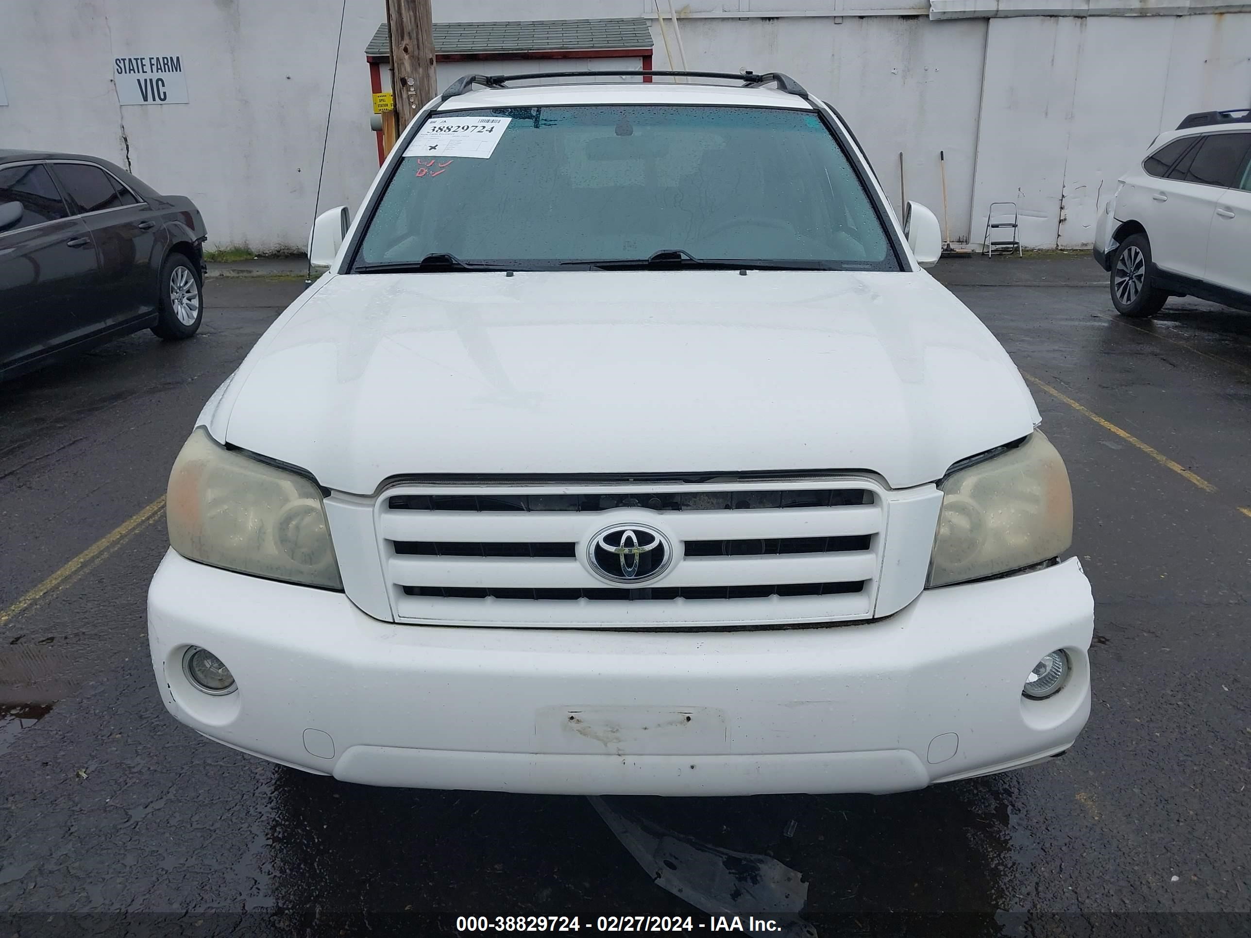 Photo 11 VIN: JTEEP21A040028919 - TOYOTA HIGHLANDER 