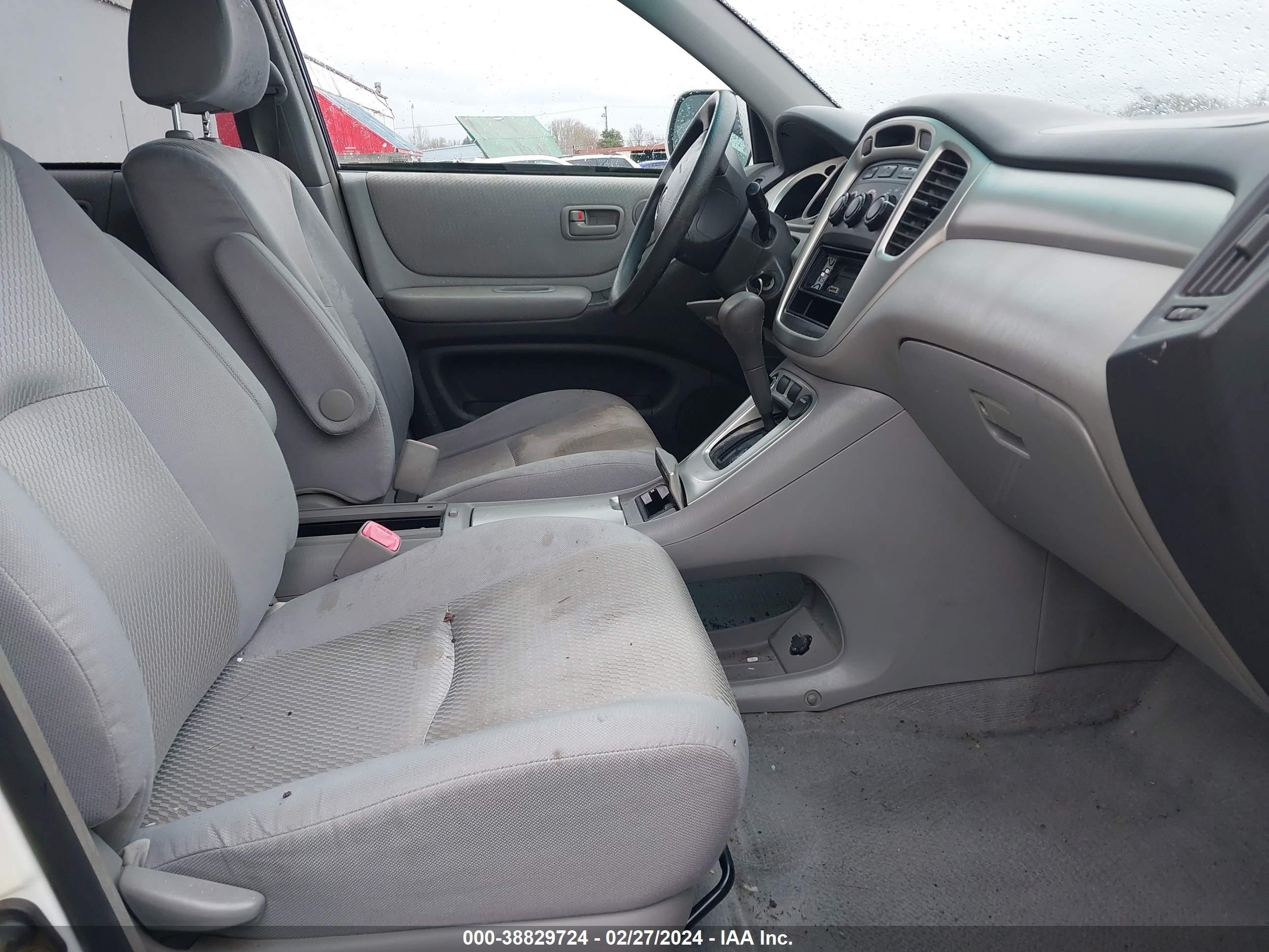 Photo 4 VIN: JTEEP21A040028919 - TOYOTA HIGHLANDER 