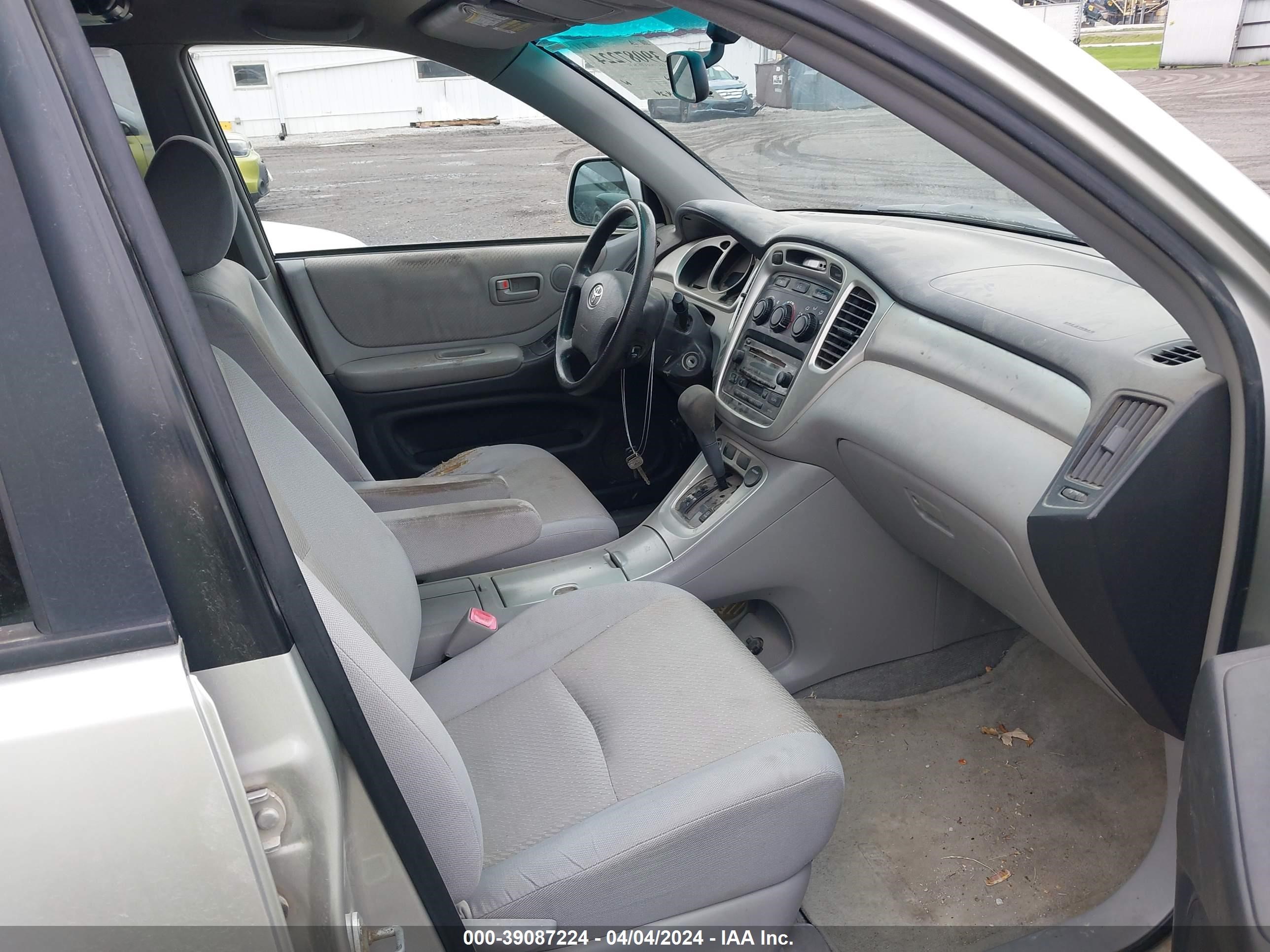 Photo 4 VIN: JTEEP21A050072792 - TOYOTA HIGHLANDER 