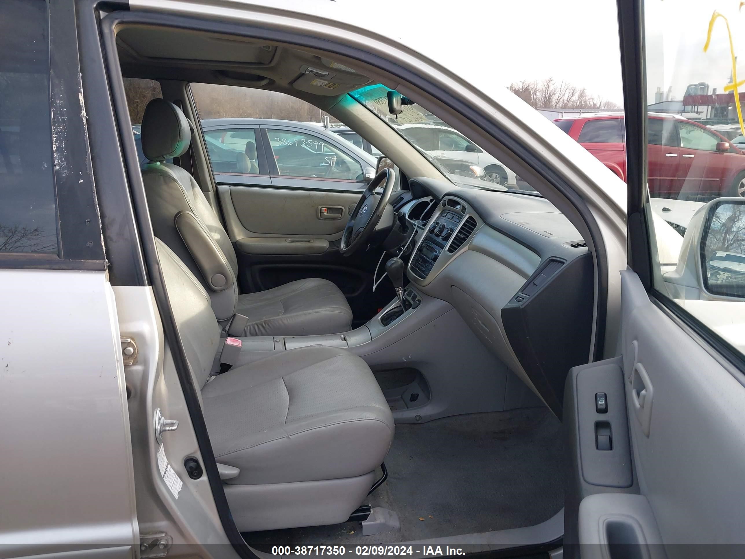 Photo 4 VIN: JTEEP21A250105937 - TOYOTA HIGHLANDER 