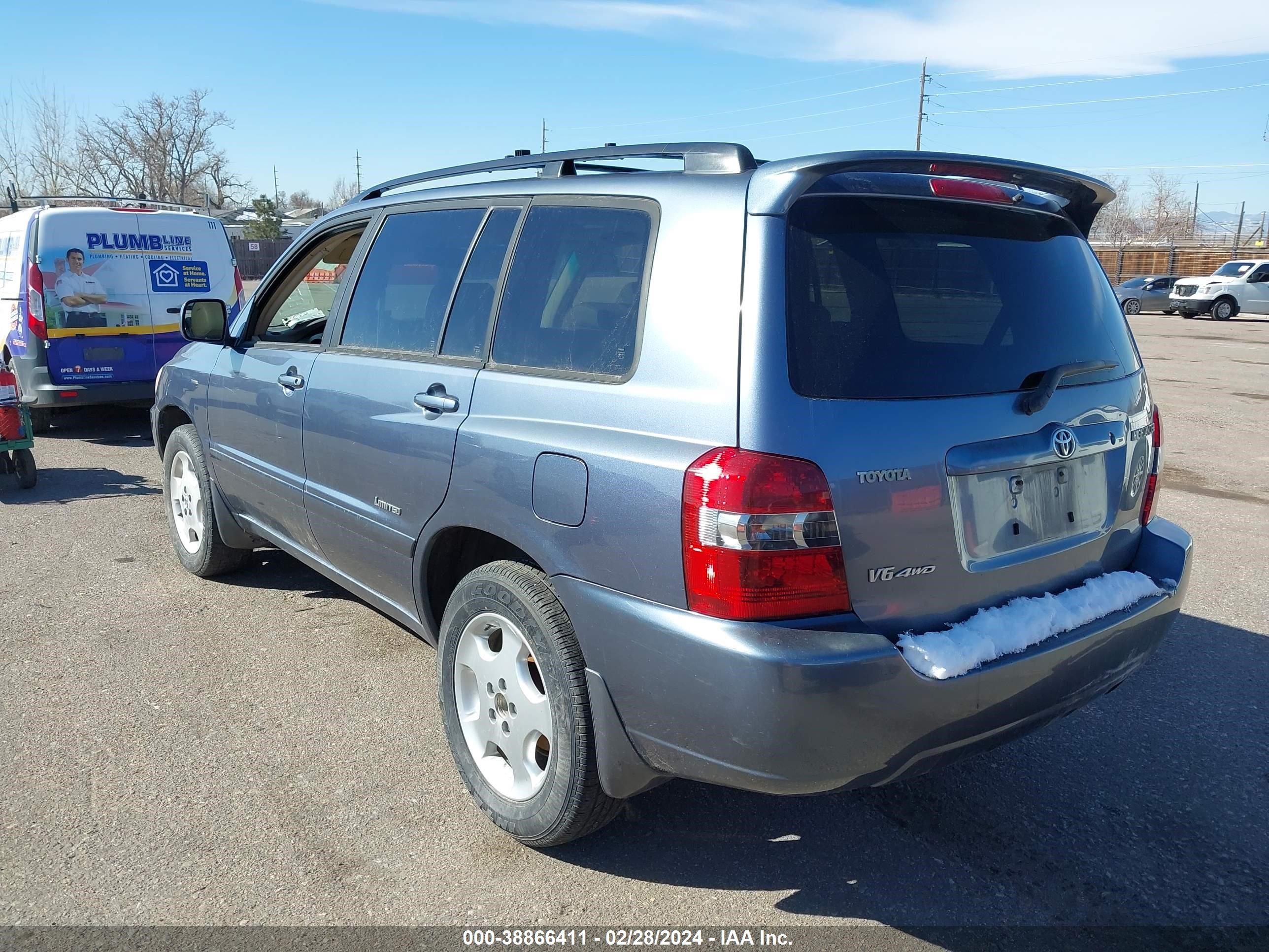 Photo 2 VIN: JTEEP21A260174015 - TOYOTA HIGHLANDER 