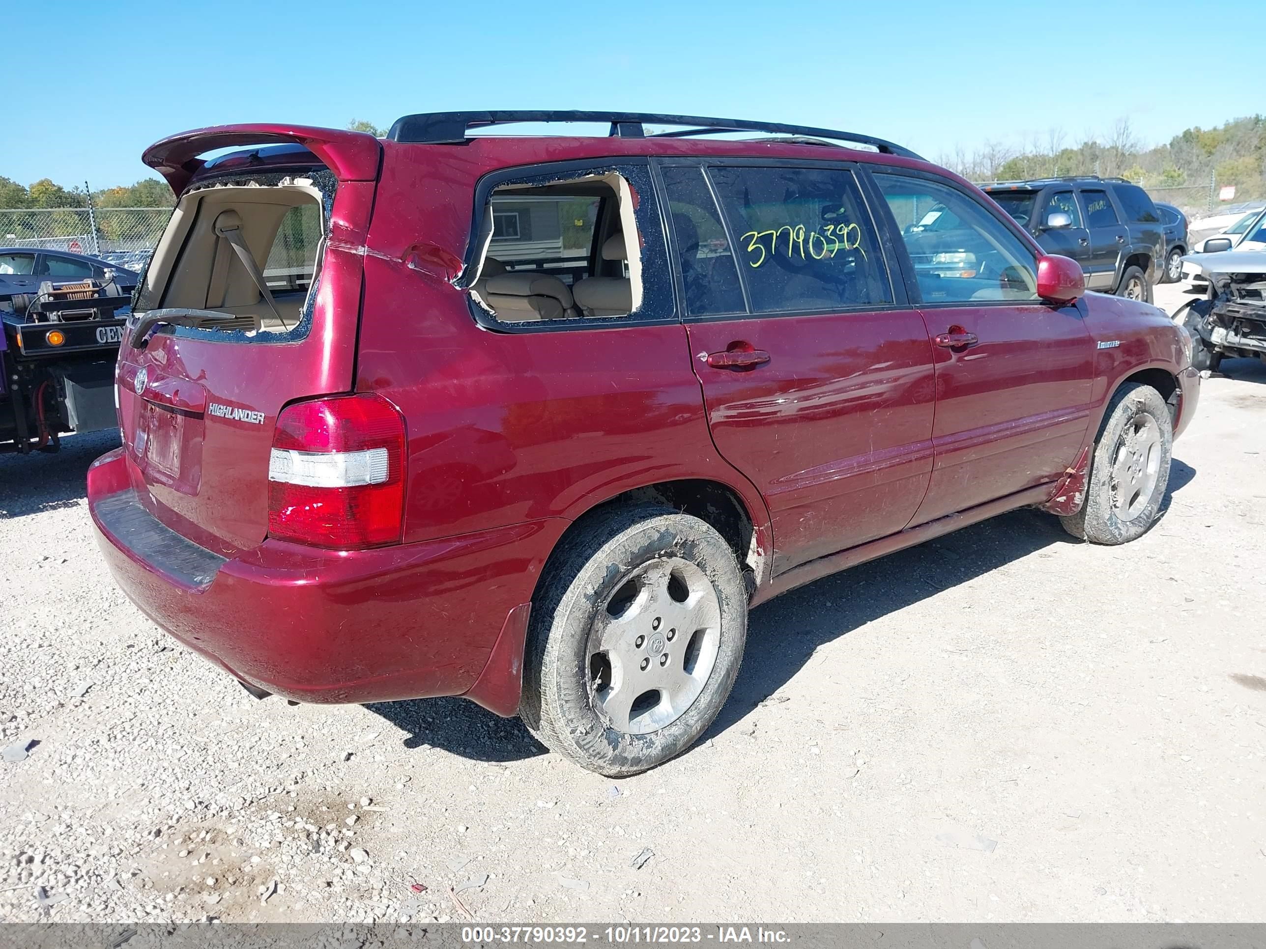 Photo 3 VIN: JTEEP21A750119137 - TOYOTA HIGHLANDER 