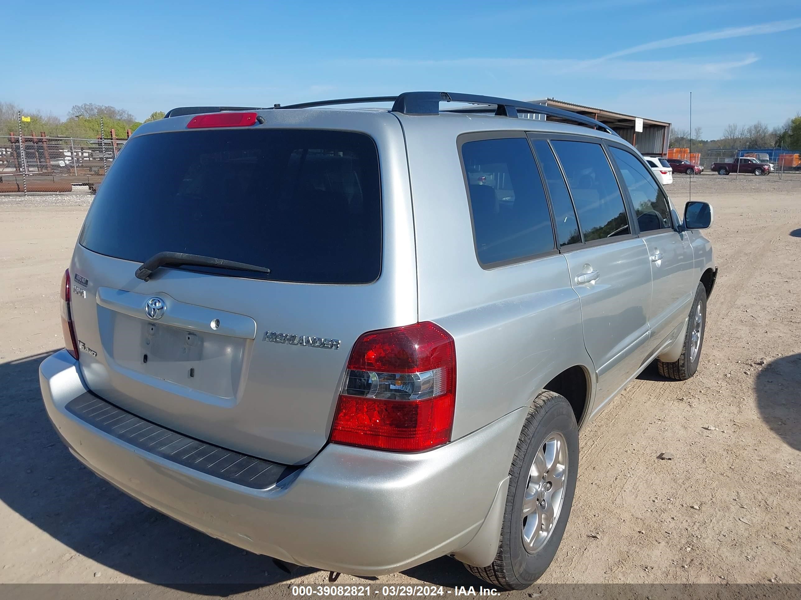 Photo 3 VIN: JTEEP21A760141043 - TOYOTA HIGHLANDER 