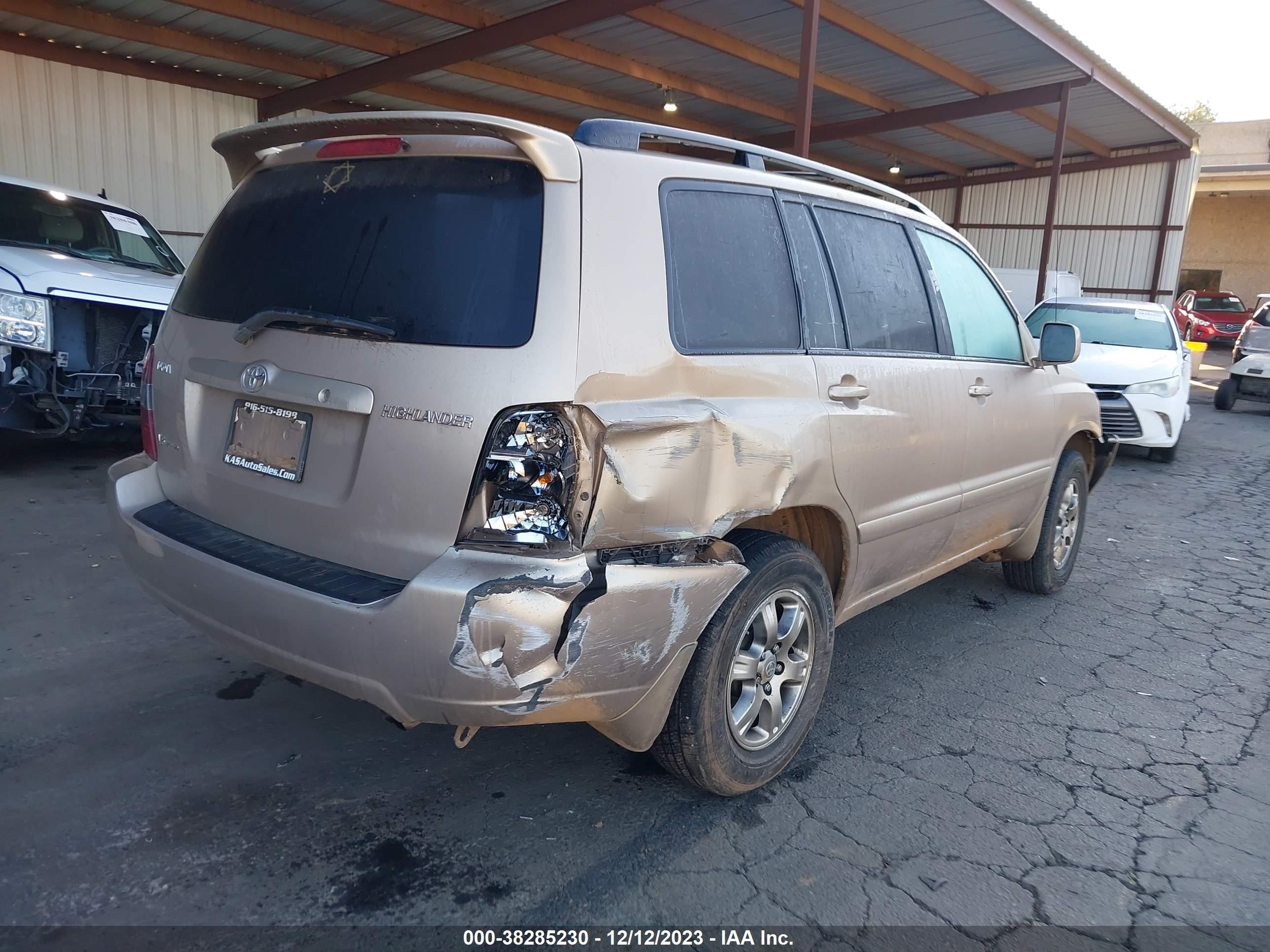 Photo 3 VIN: JTEEP21A840003797 - TOYOTA HIGHLANDER 