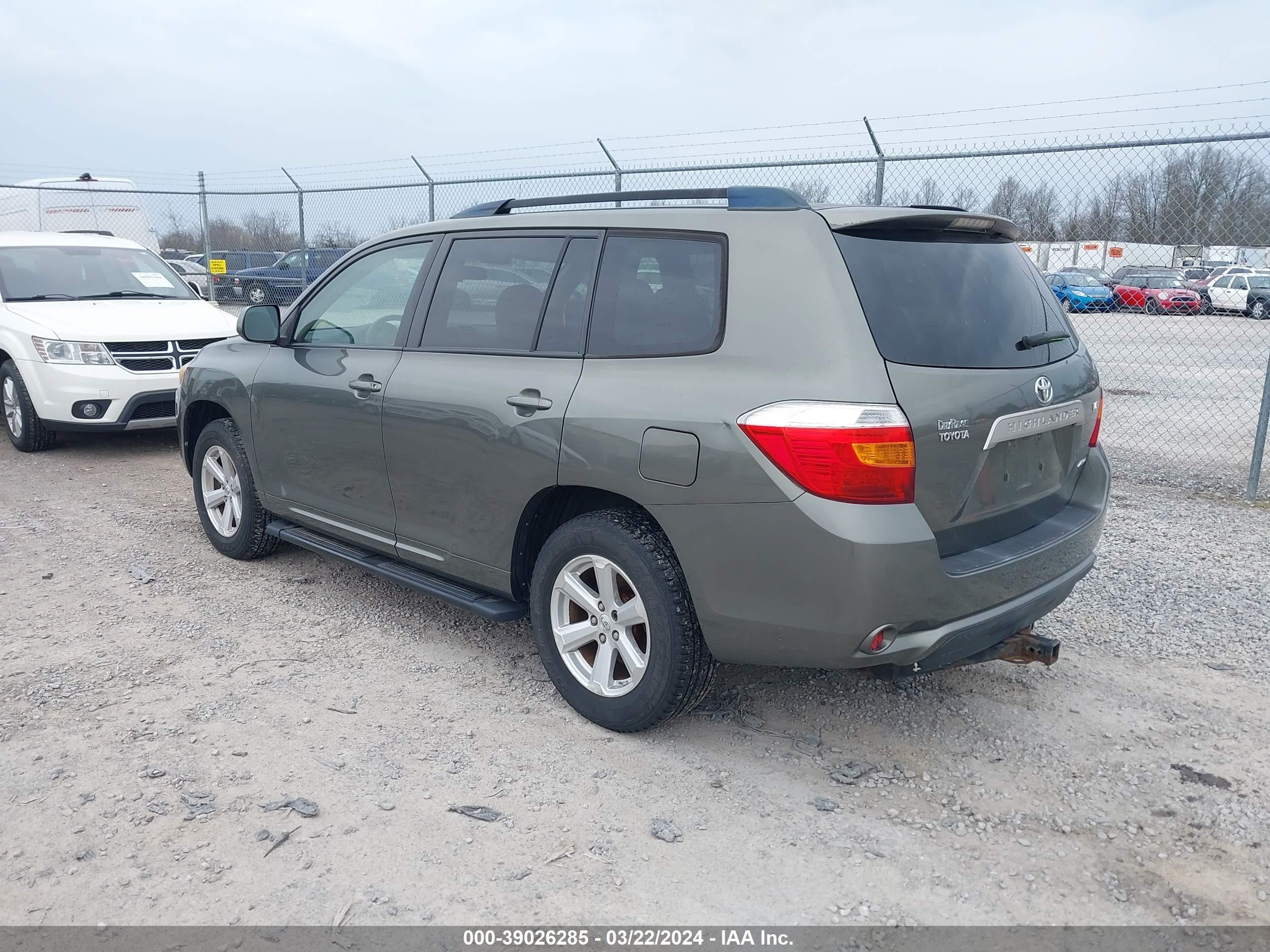 Photo 2 VIN: JTEES41A382035836 - TOYOTA HIGHLANDER 