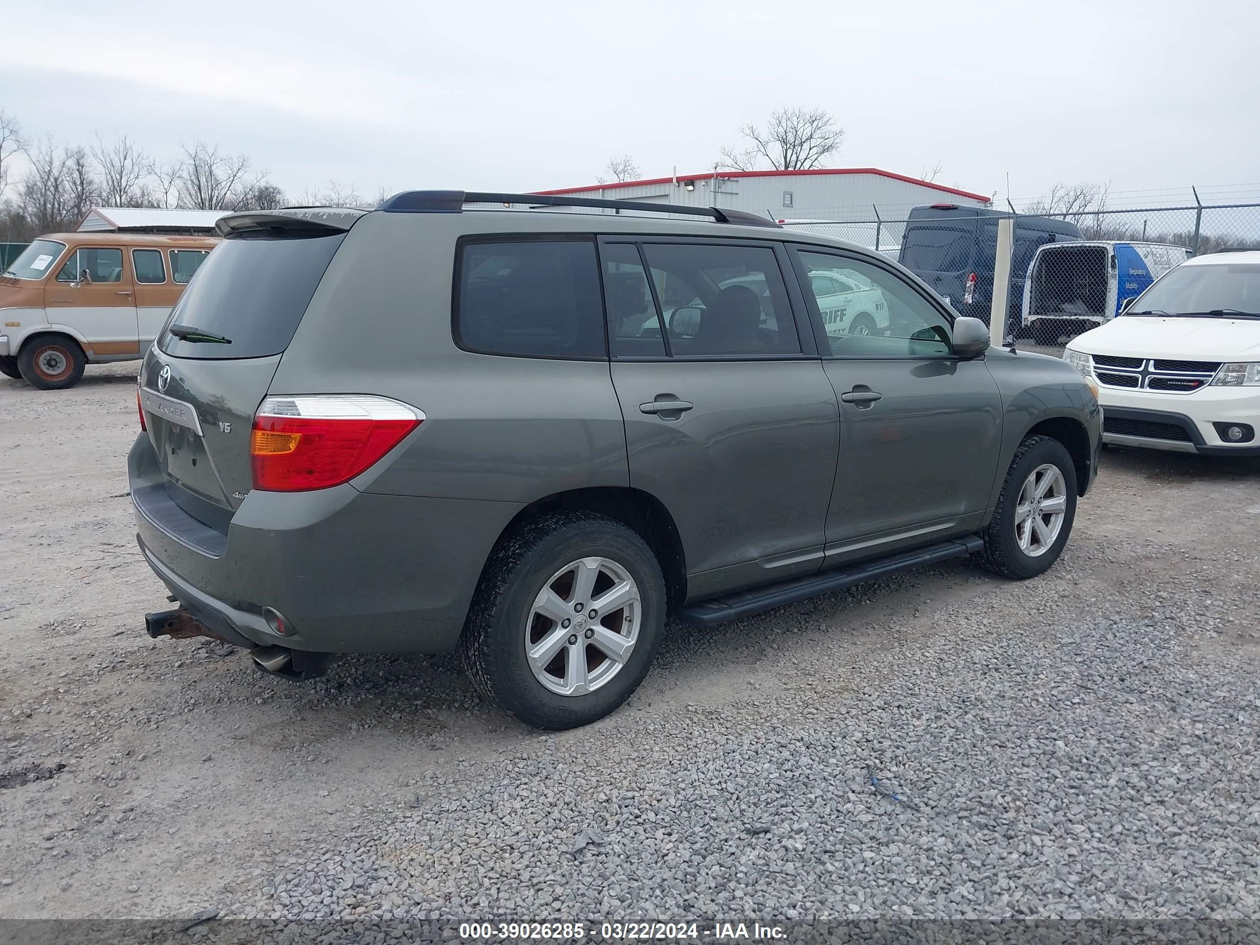 Photo 3 VIN: JTEES41A382035836 - TOYOTA HIGHLANDER 