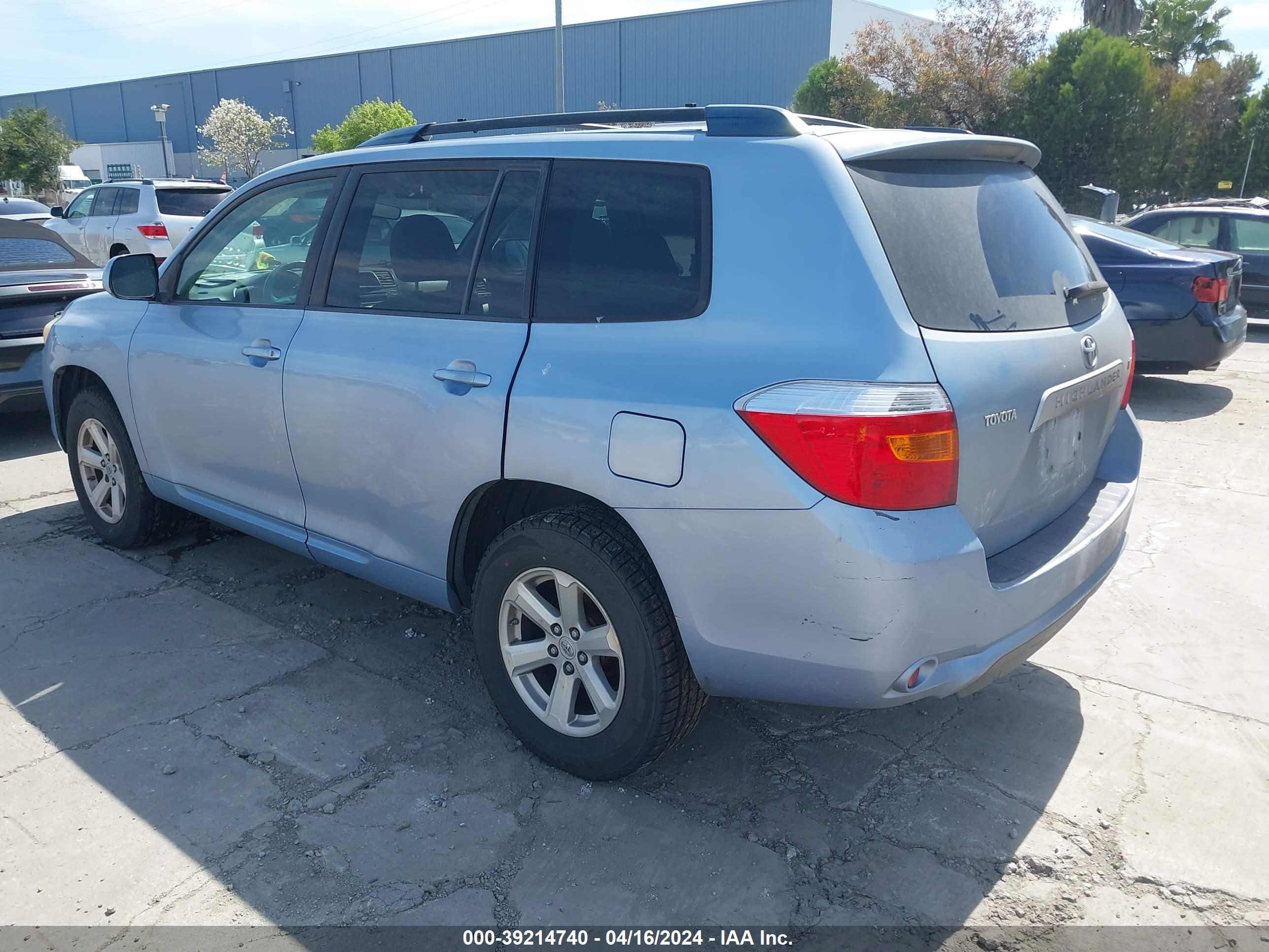 Photo 2 VIN: JTEES41A882055385 - TOYOTA HIGHLANDER 