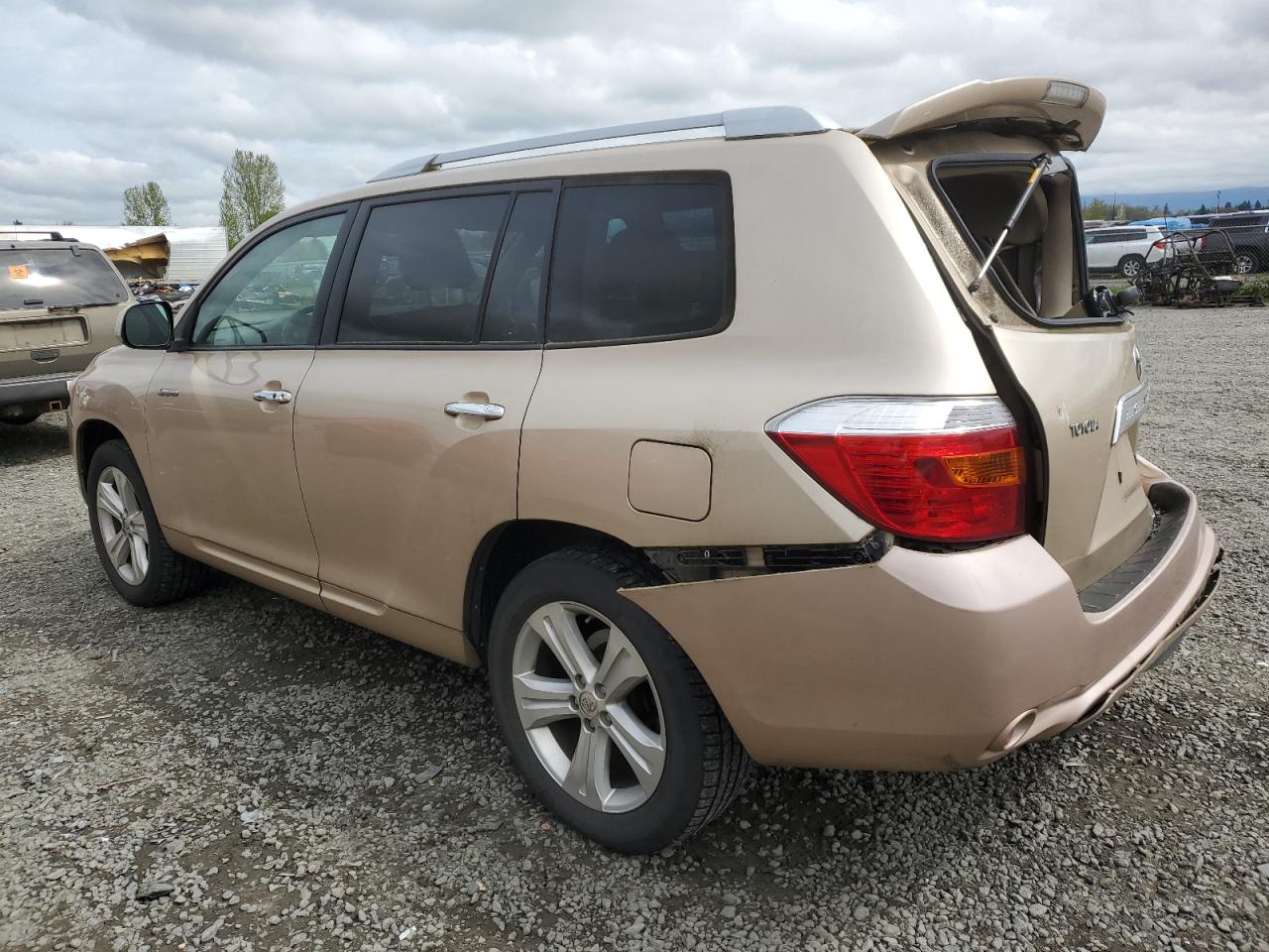 Photo 1 VIN: JTEES42A282032425 - TOYOTA HIGHLANDER 