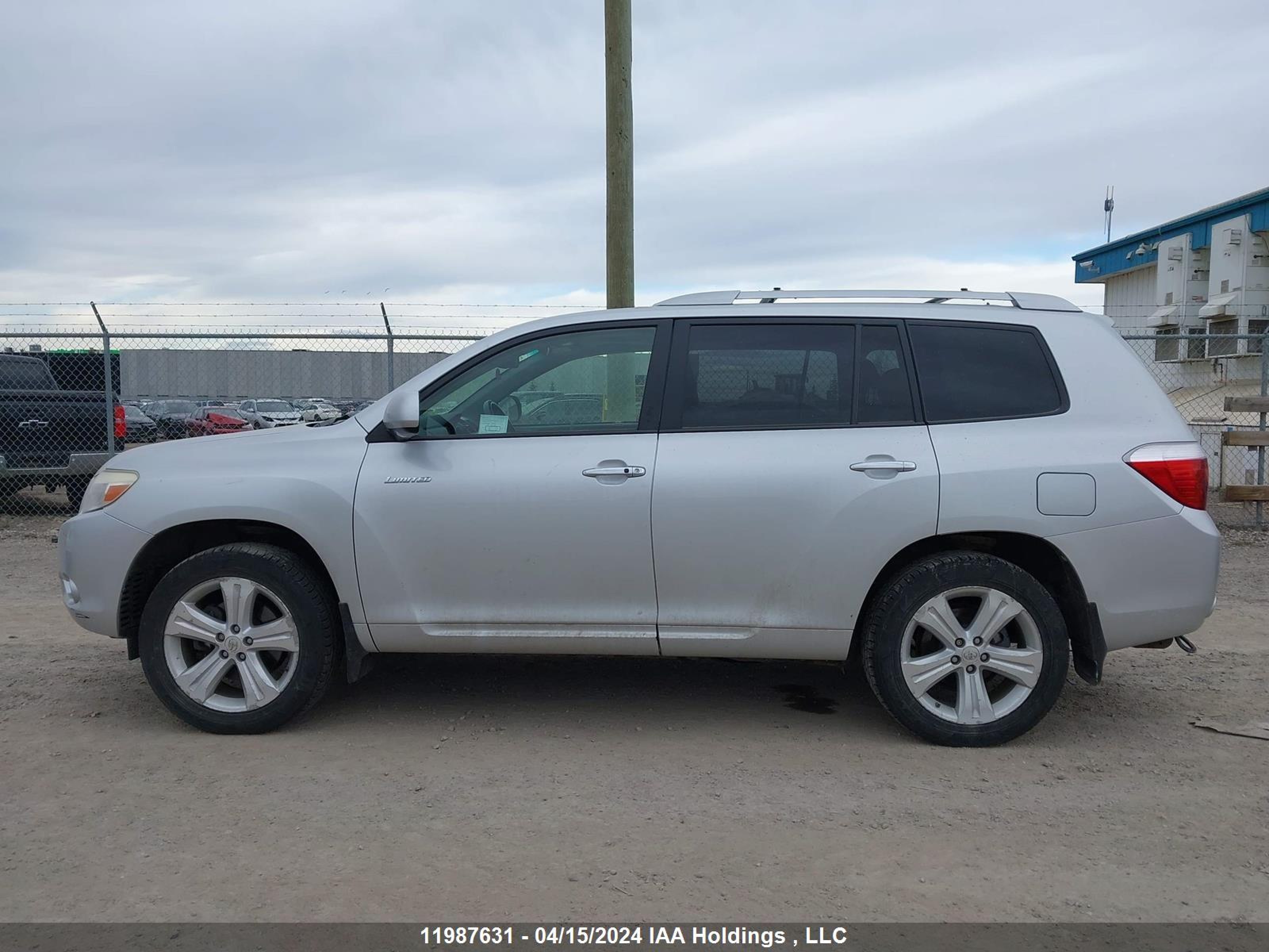 Photo 13 VIN: JTEES42A682038843 - TOYOTA HIGHLANDER 