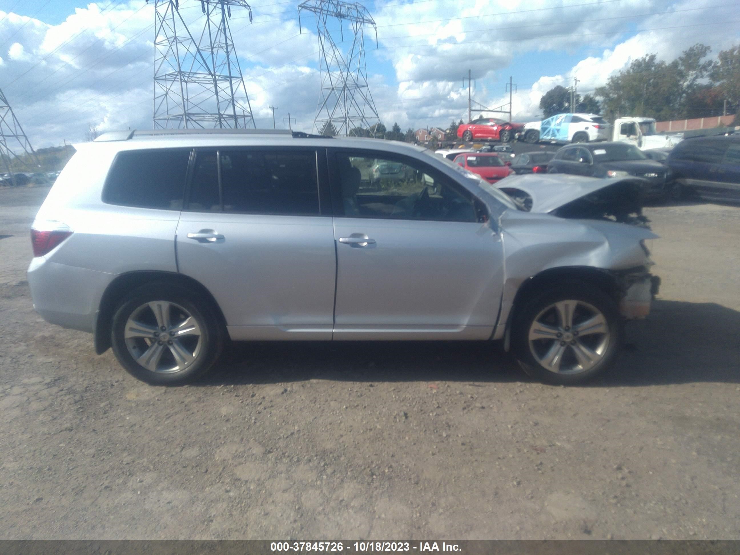 Photo 12 VIN: JTEES43A182053815 - TOYOTA HIGHLANDER 