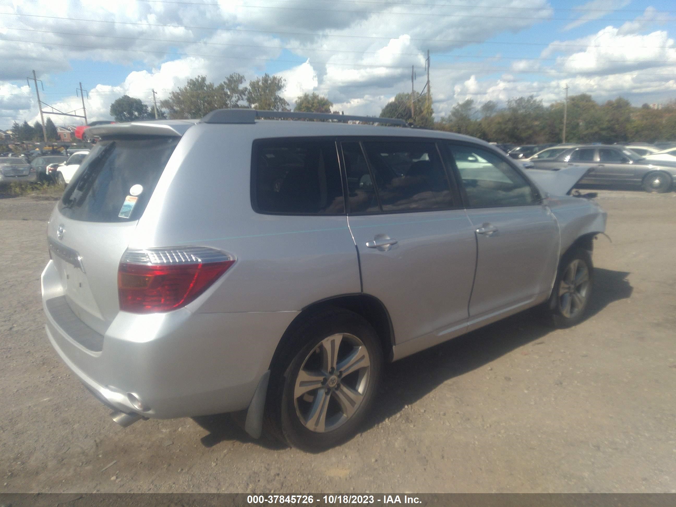 Photo 3 VIN: JTEES43A182053815 - TOYOTA HIGHLANDER 