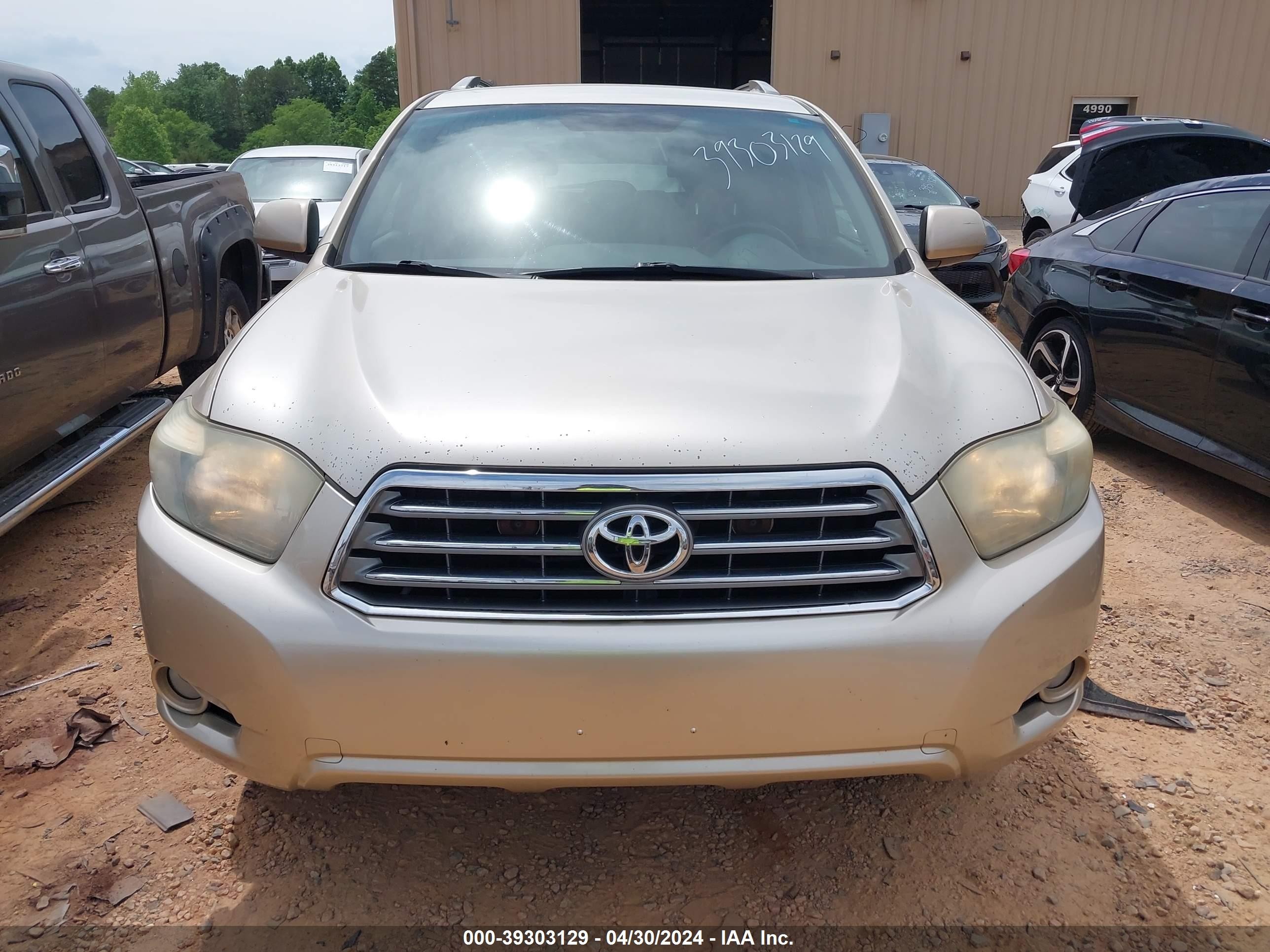 Photo 11 VIN: JTEES43A282004445 - TOYOTA HIGHLANDER 