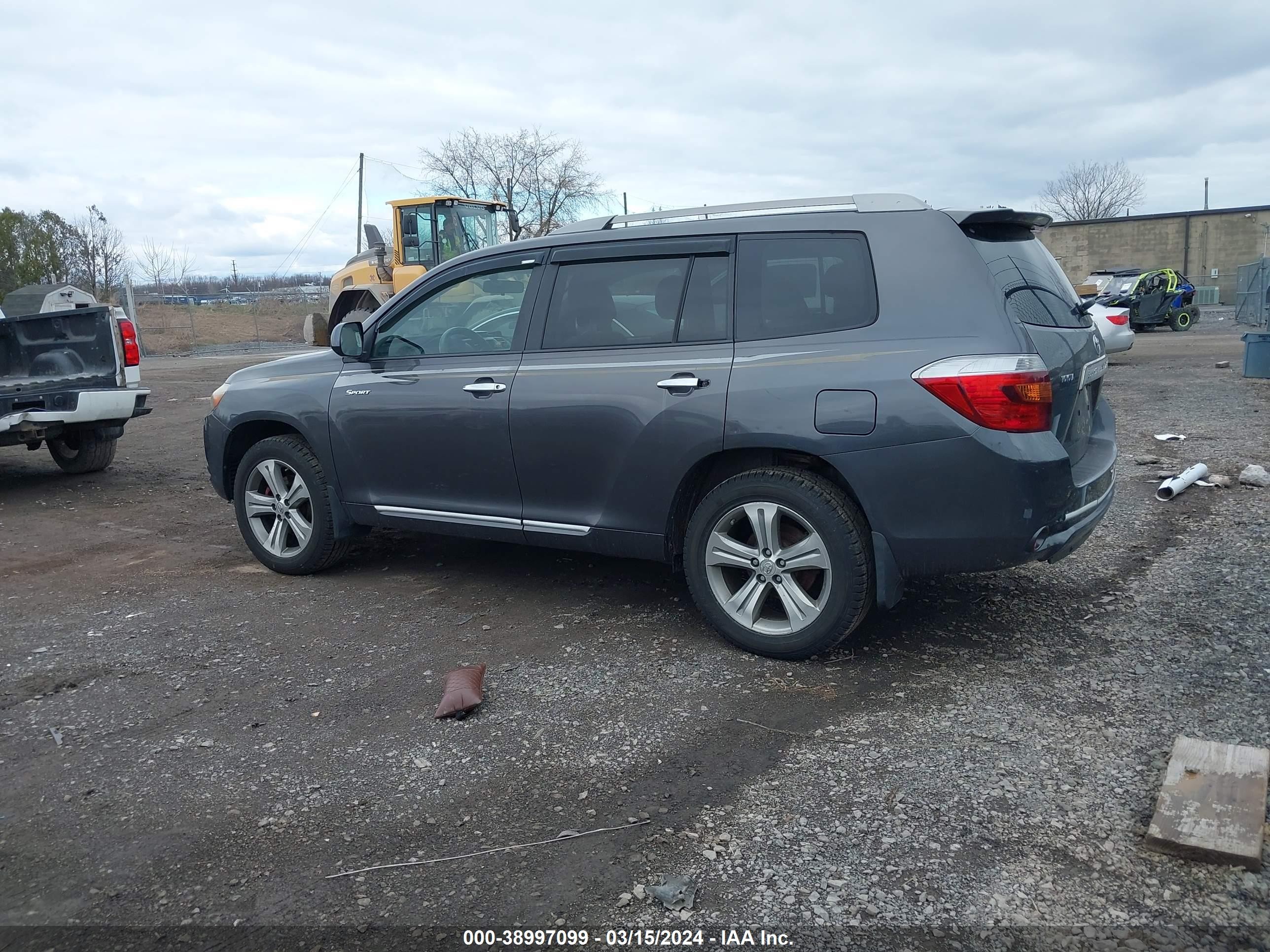 Photo 2 VIN: JTEES43A482017214 - TOYOTA HIGHLANDER 