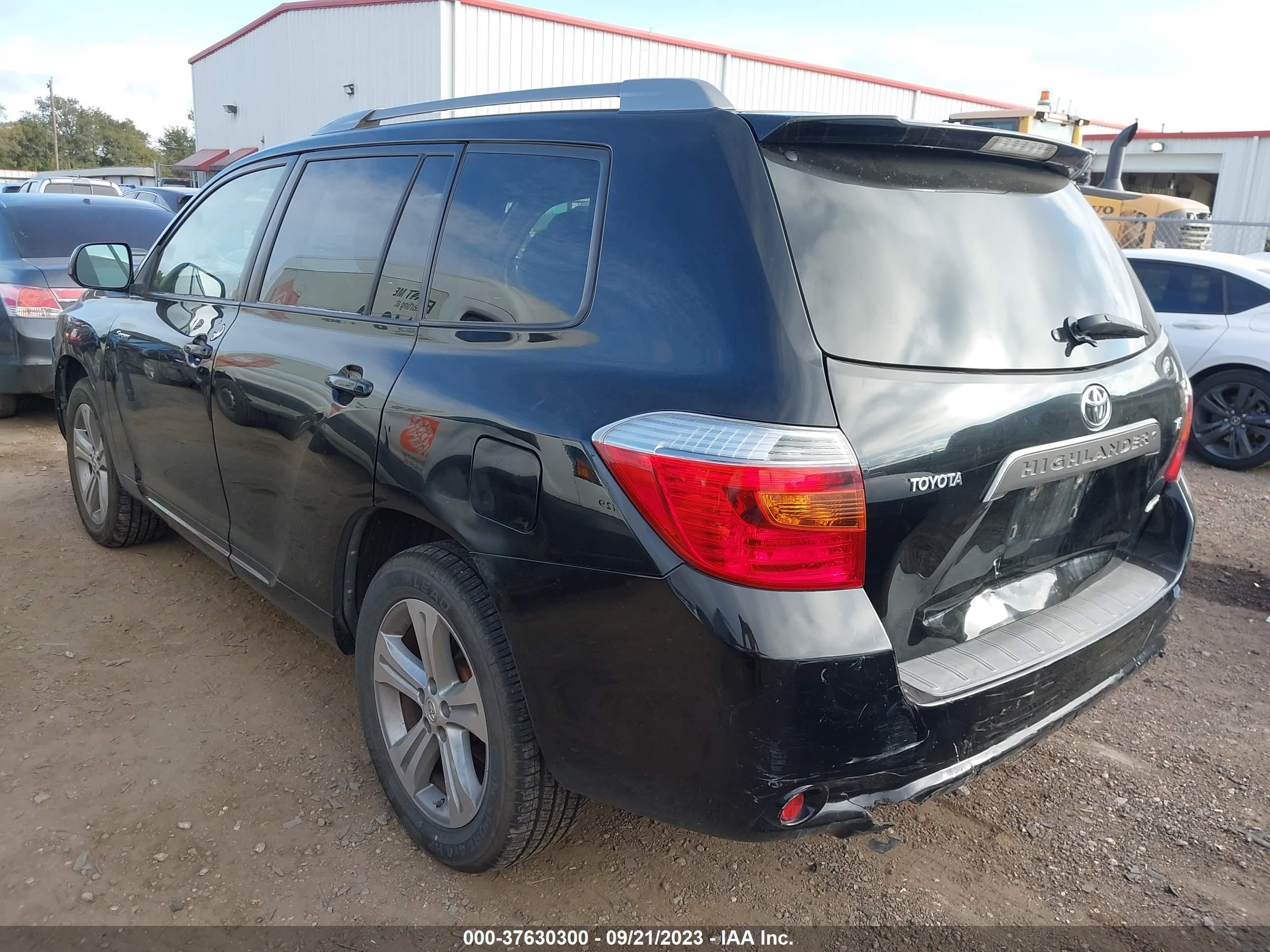 Photo 2 VIN: JTEES43A682071310 - TOYOTA HIGHLANDER 