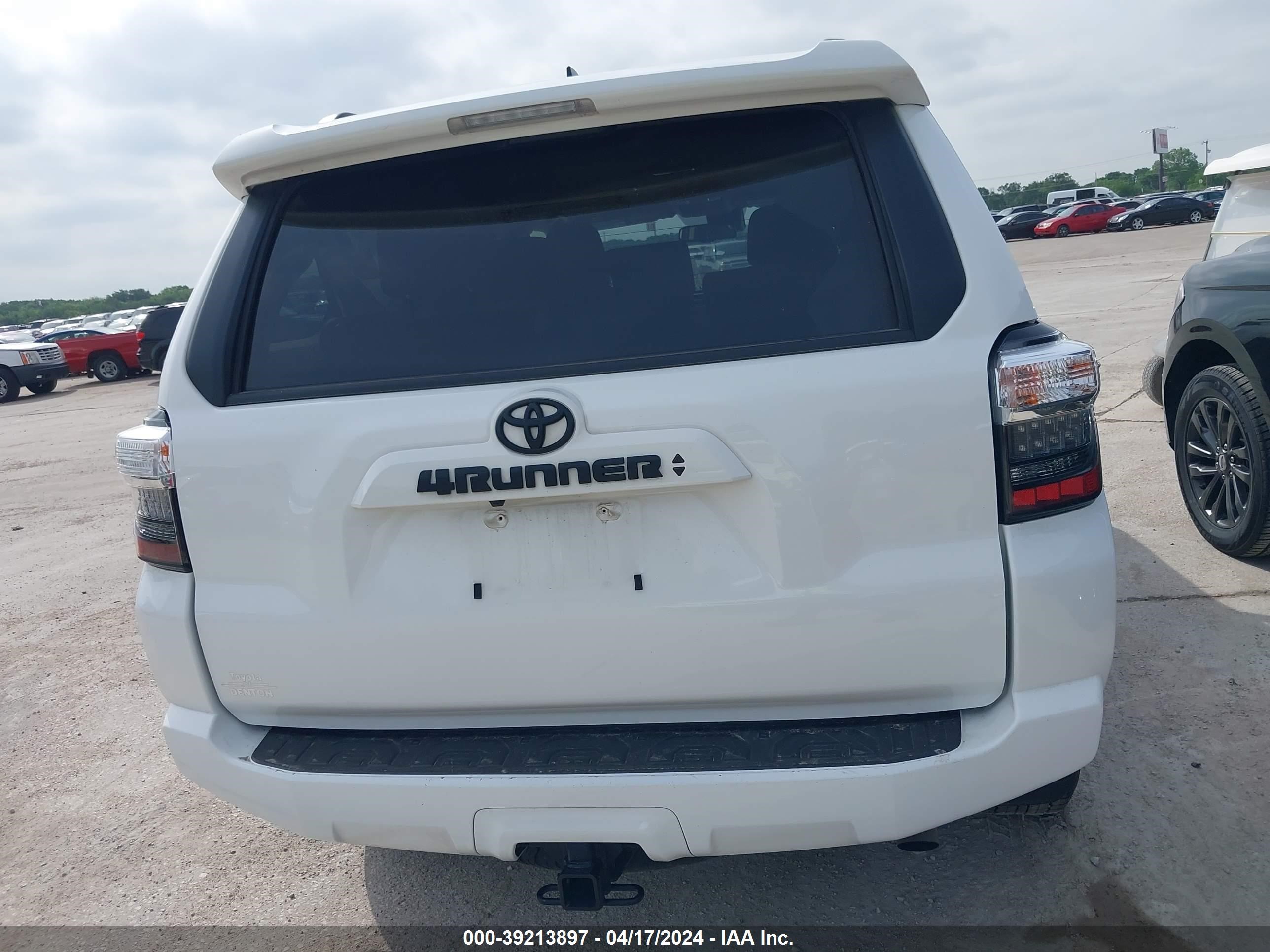 Photo 14 VIN: JTEEU5JR0P5299759 - TOYOTA 4RUNNER 