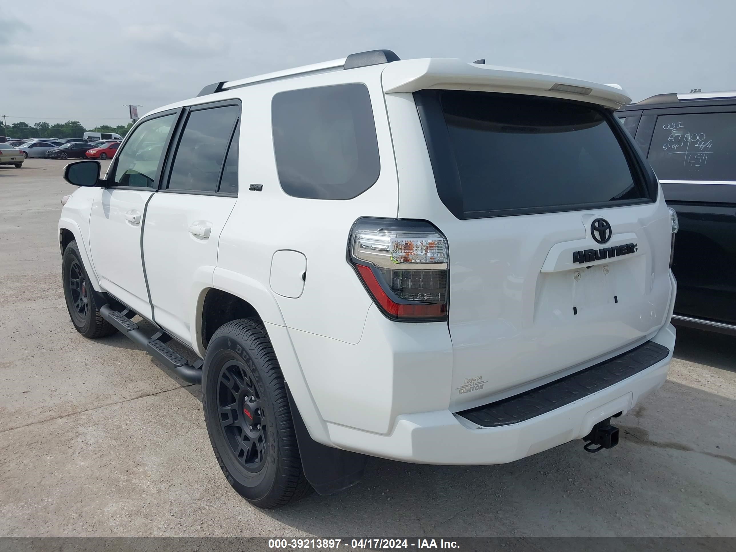 Photo 2 VIN: JTEEU5JR0P5299759 - TOYOTA 4RUNNER 