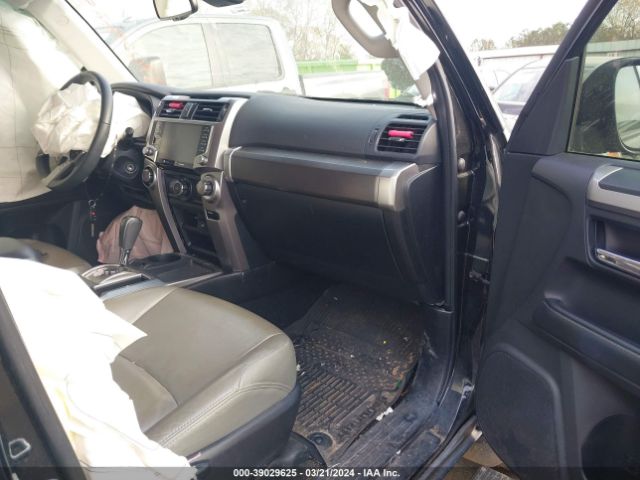 Photo 4 VIN: JTEEU5JR2M5235606 - TOYOTA 4RUNNER 