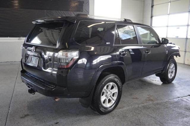 Photo 2 VIN: JTEEU5JR2N5265481 - TOYOTA 4RUNNER SR 