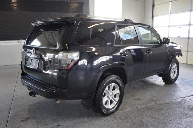 Photo 2 VIN: JTEEU5JR2N5265481 - TOYOTA 4RUNNER SR 