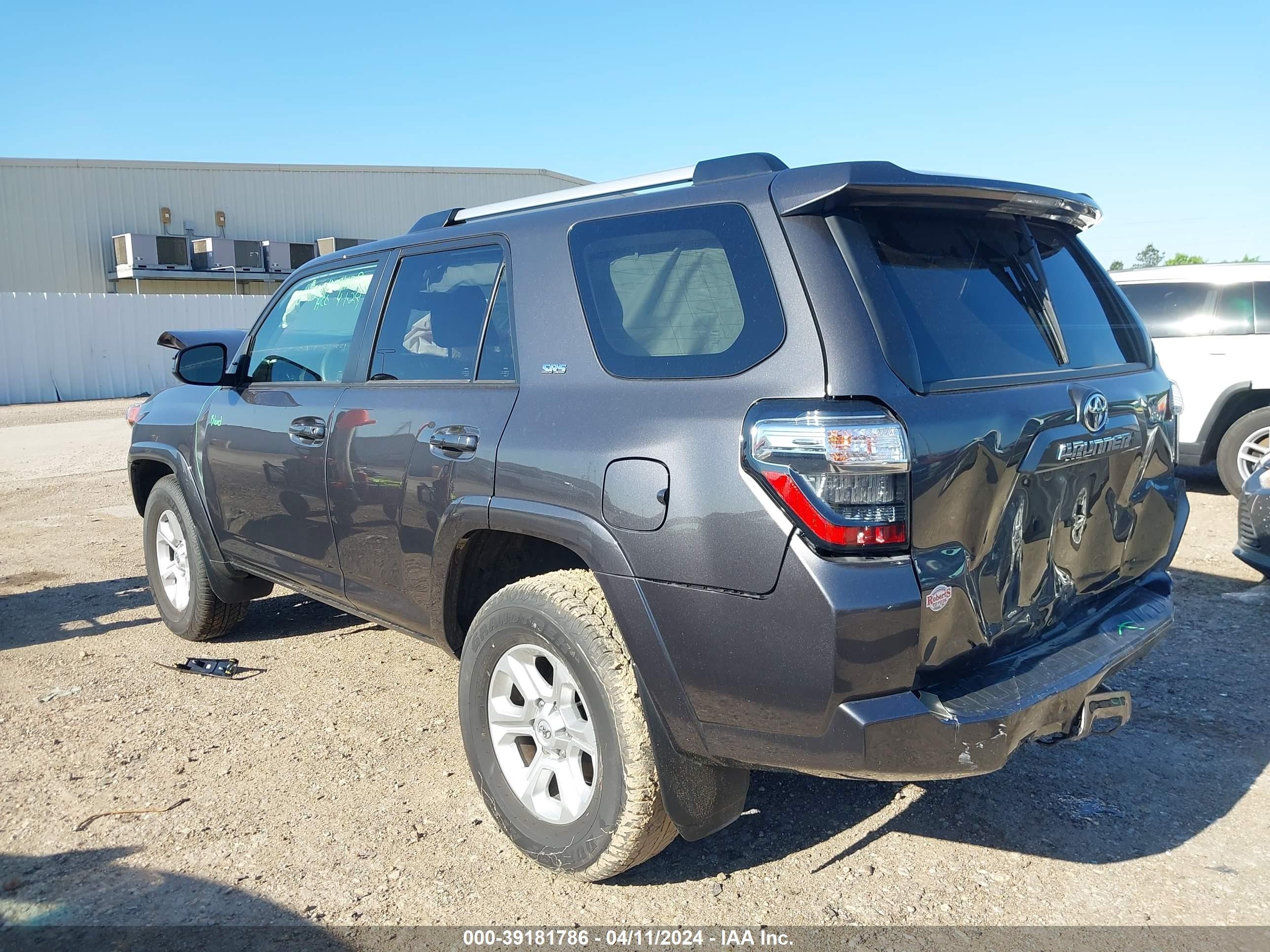 Photo 2 VIN: JTEEU5JR3P5295141 - TOYOTA 4RUNNER 