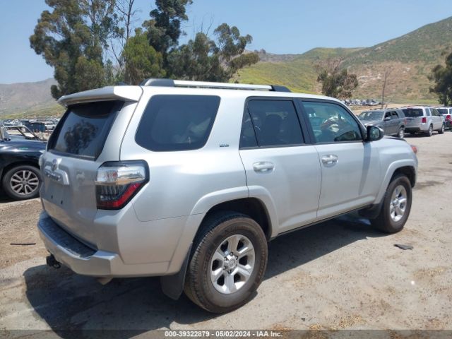 Photo 3 VIN: JTEEU5JR5M5238340 - TOYOTA 4RUNNER 