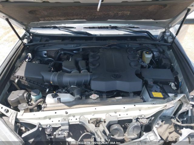 Photo 9 VIN: JTEEU5JR5M5238340 - TOYOTA 4RUNNER 