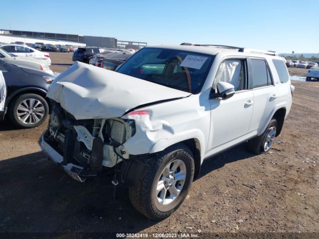 Photo 1 VIN: JTEEU5JR6N5277620 - TOYOTA 4RUNNER 