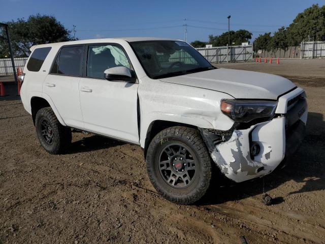 Photo 3 VIN: JTEEU5JR8M5235951 - TOYOTA 4RUNNER 