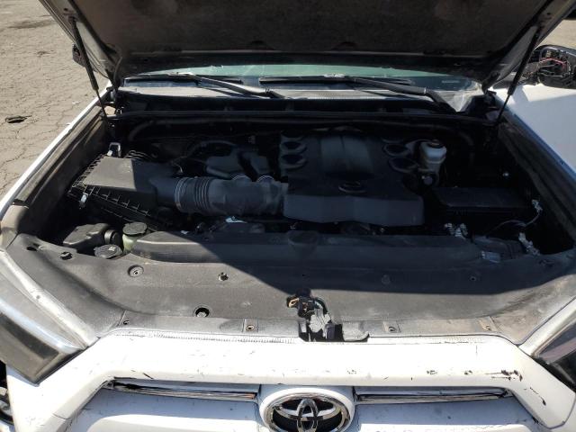 Photo 10 VIN: JTEEU5JR8M5235996 - TOYOTA 4RUNNER SR 